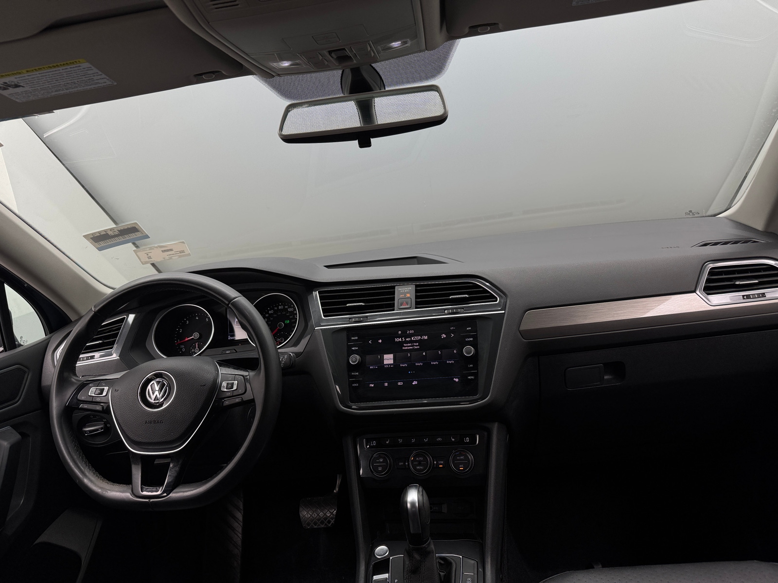 Thumbnail: 2020 Volkswagen Tiguan - 2