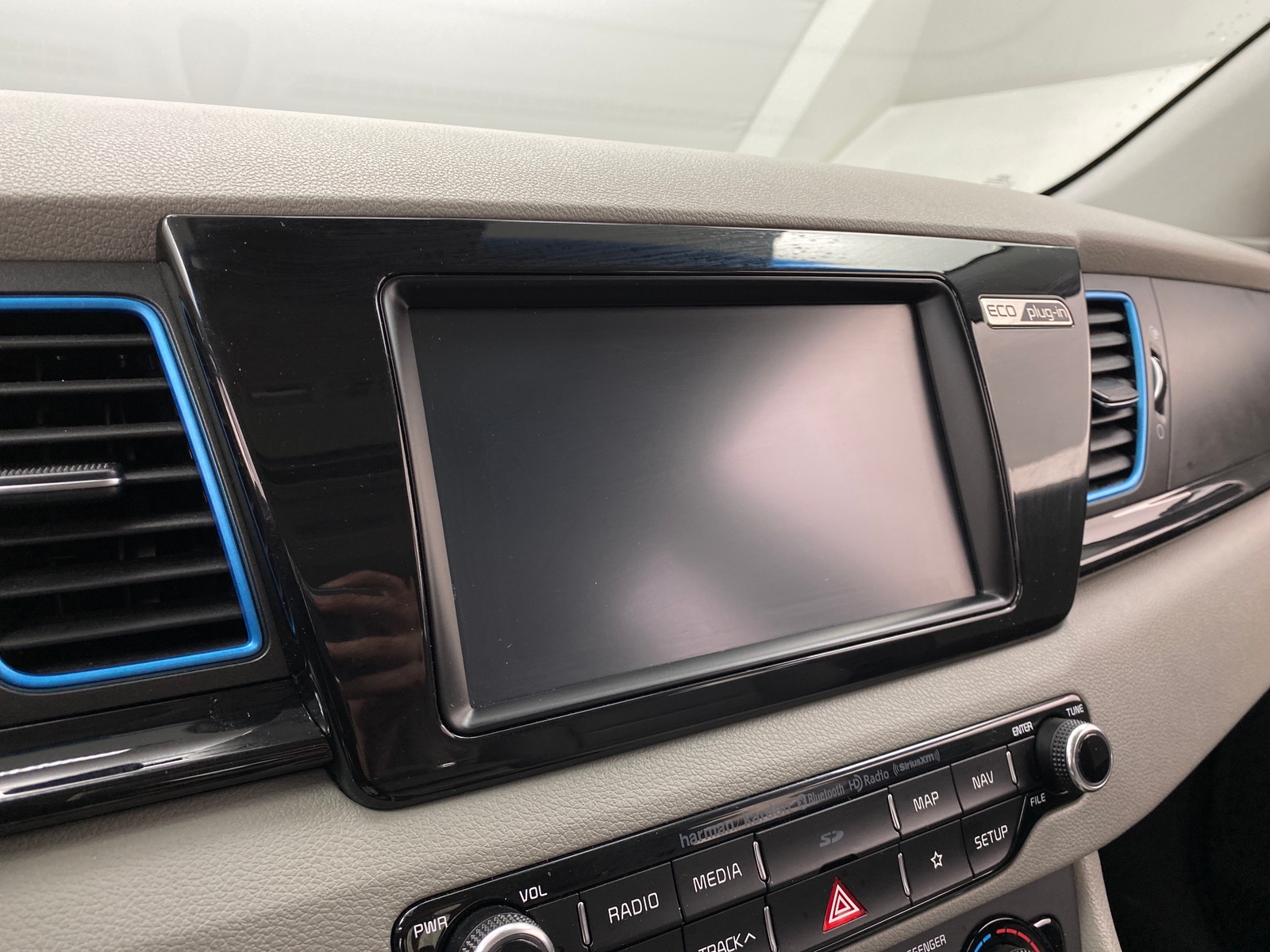Thumbnail: 2019 Kia Niro - 3