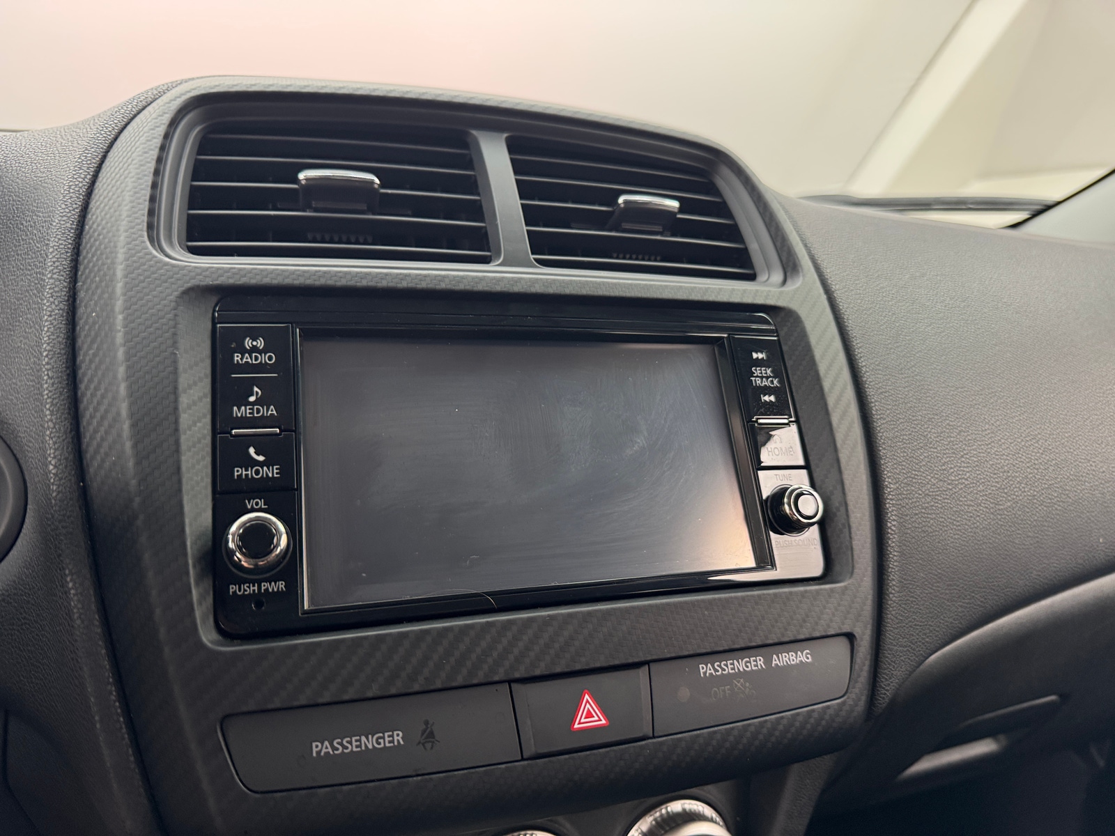 Thumbnail: 2023 Mitsubishi Outlander Sport - 4