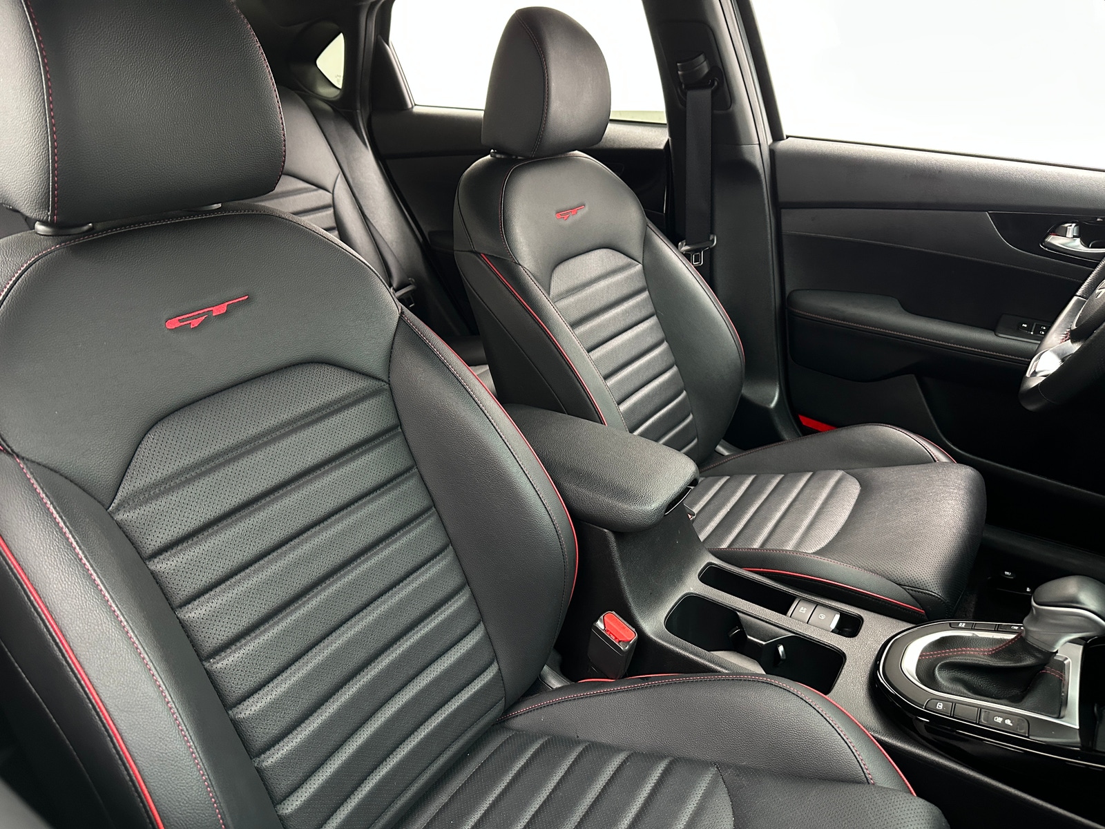 Thumbnail: 2024 Kia Forte - 2