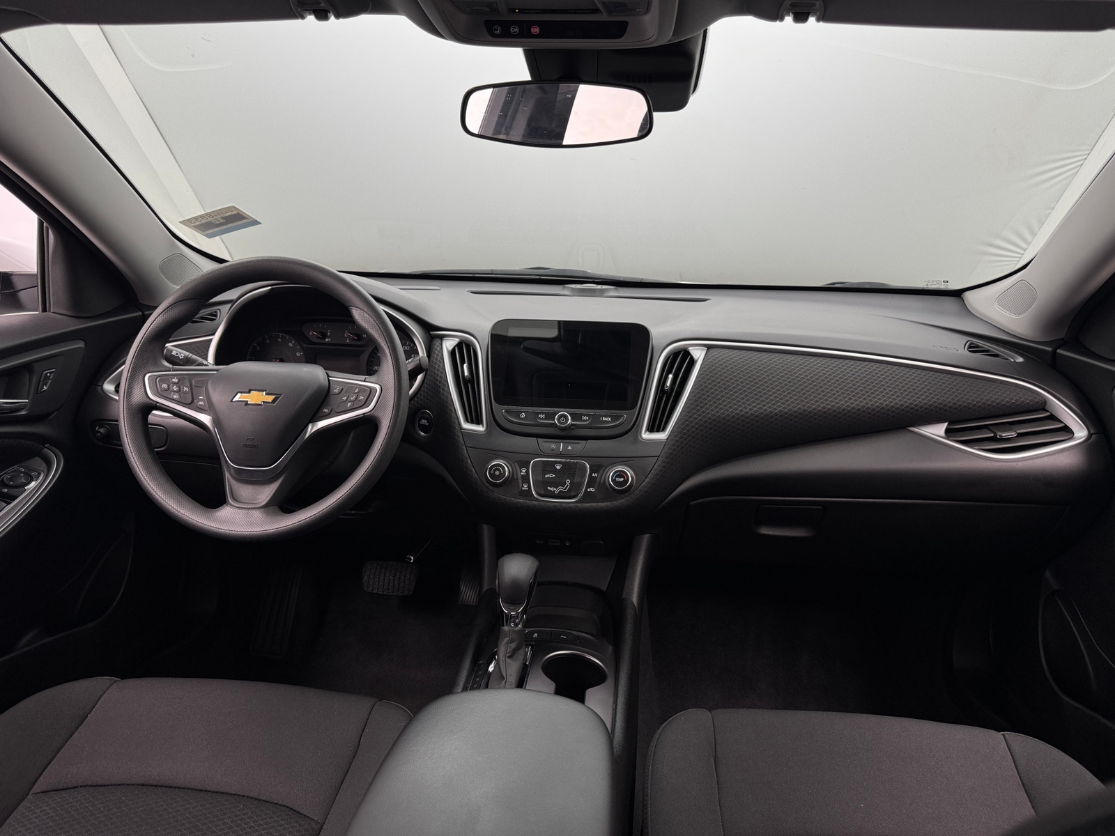 Thumbnail: 2023 Chevrolet Malibu - 3