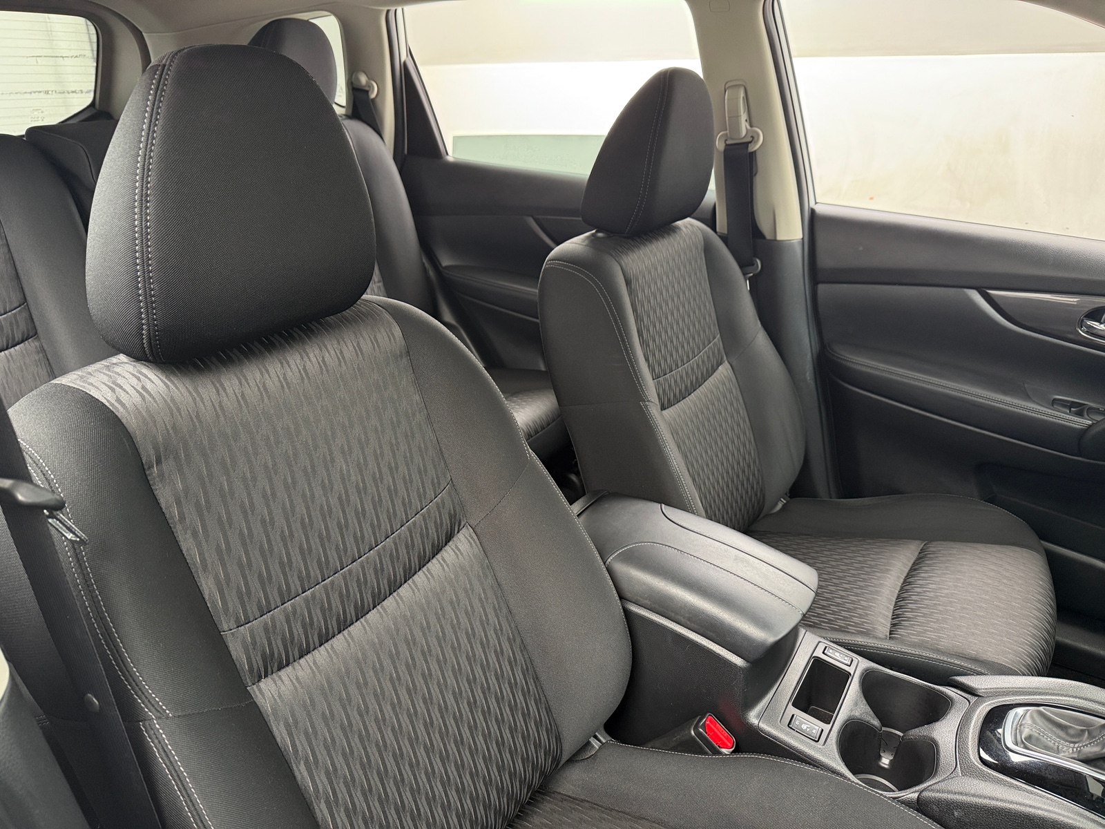 Thumbnail: 2019 Nissan Rogue - 2