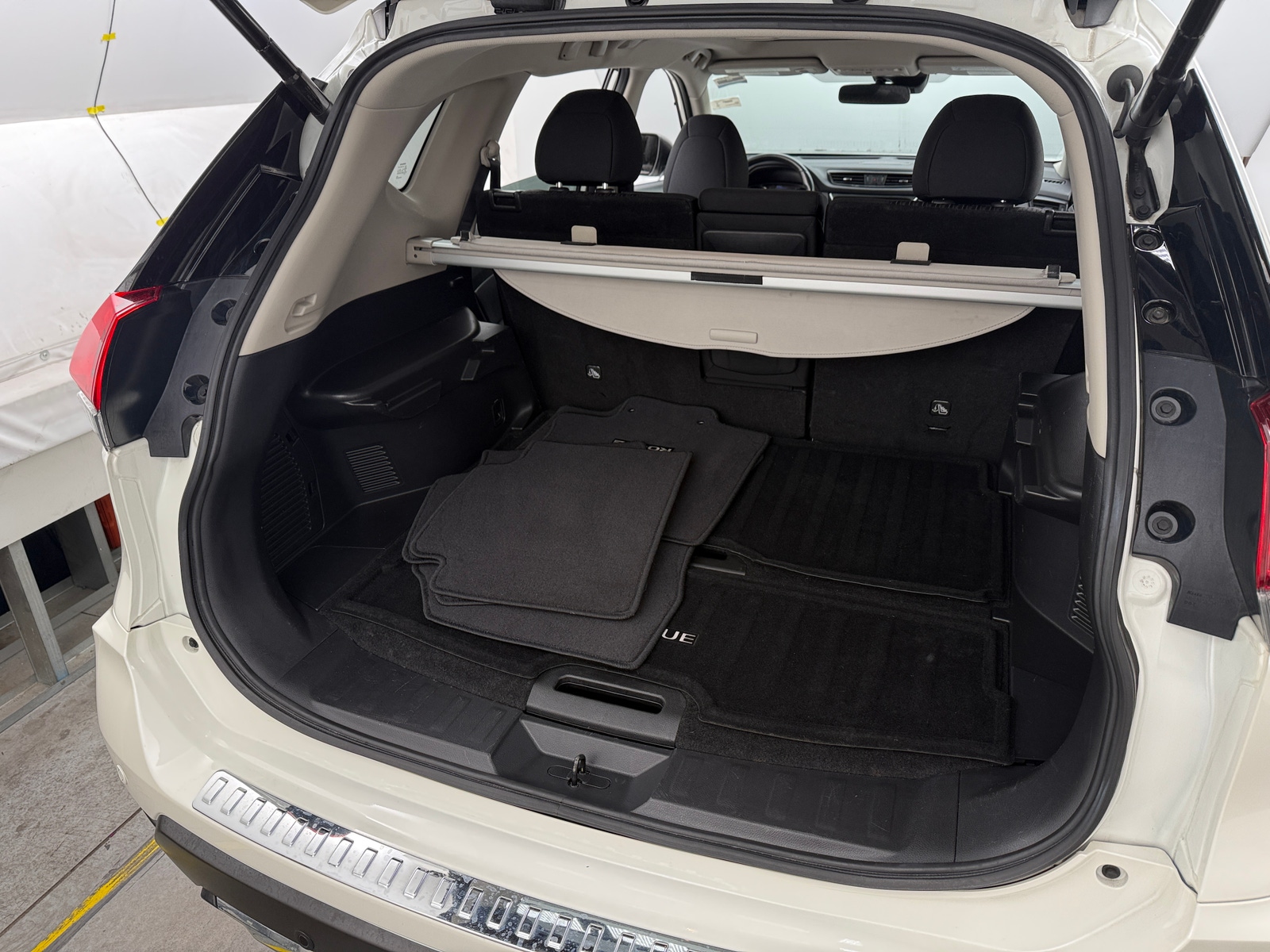 Thumbnail: 2019 Nissan Rogue - 7