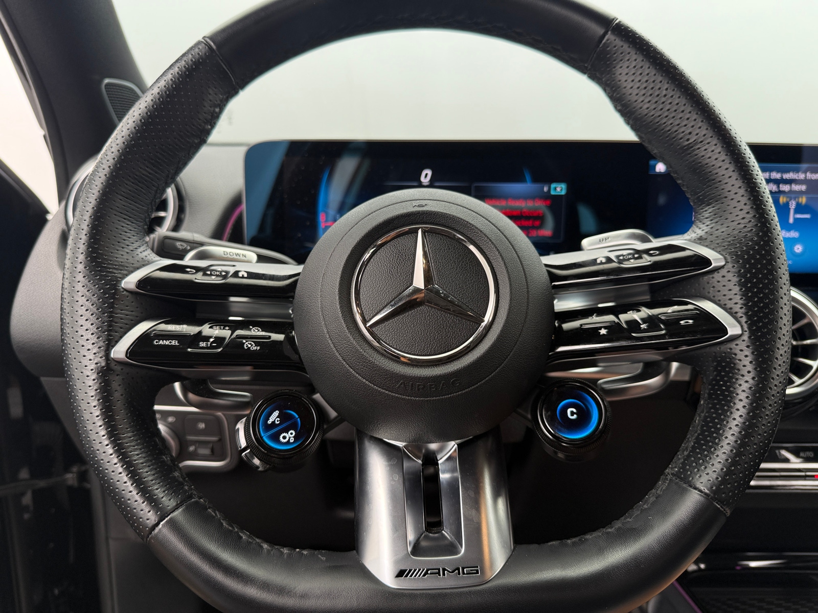 Thumbnail: 2025 Mercedes-Benz GLB - 5