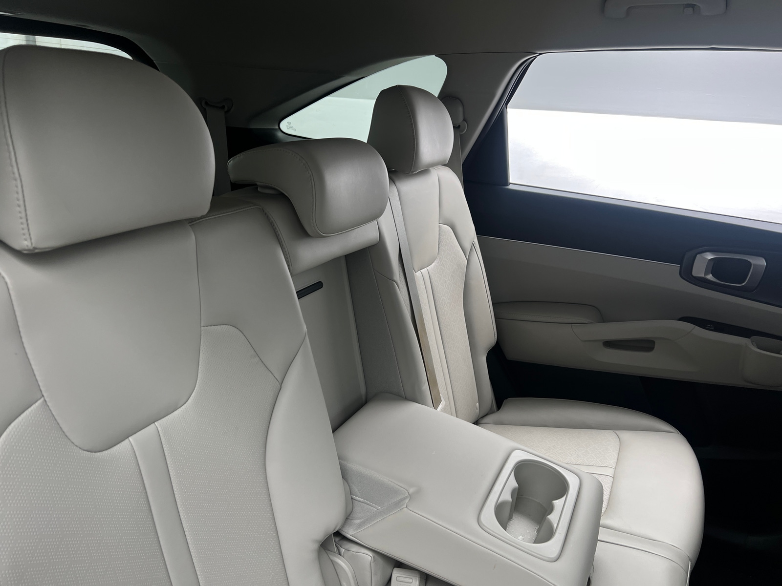 Thumbnail: 2021 Kia Sorento - 5