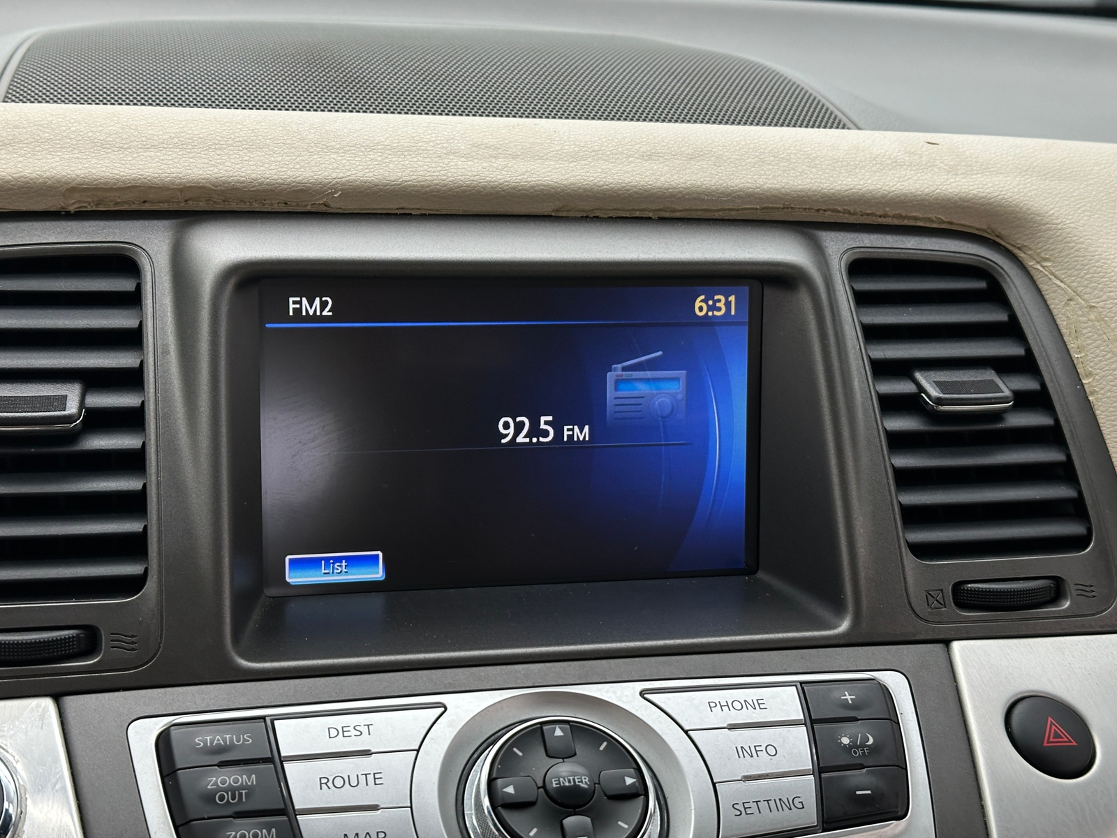 Thumbnail: 2011 Nissan Murano - 3