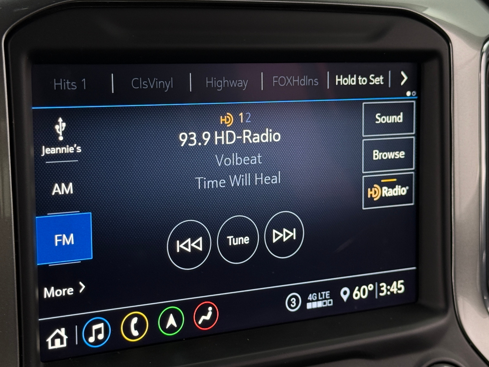 Thumbnail: 2020 Chevrolet Silverado 2500 - 3