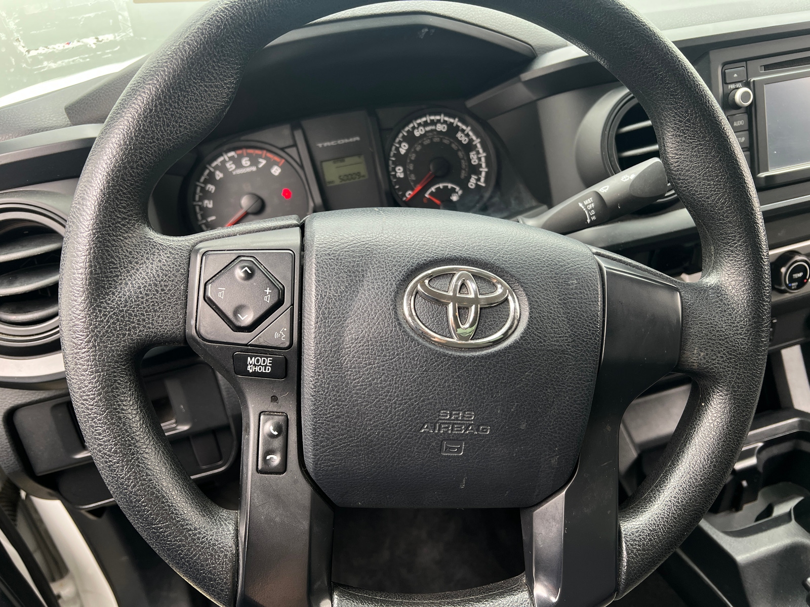 Thumbnail: 2017 Toyota Tacoma - 5