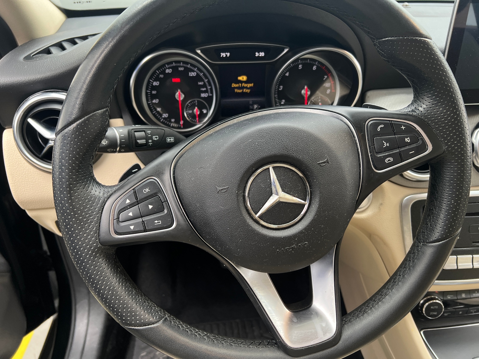 Thumbnail: 2018 Mercedes-Benz GLA - 4