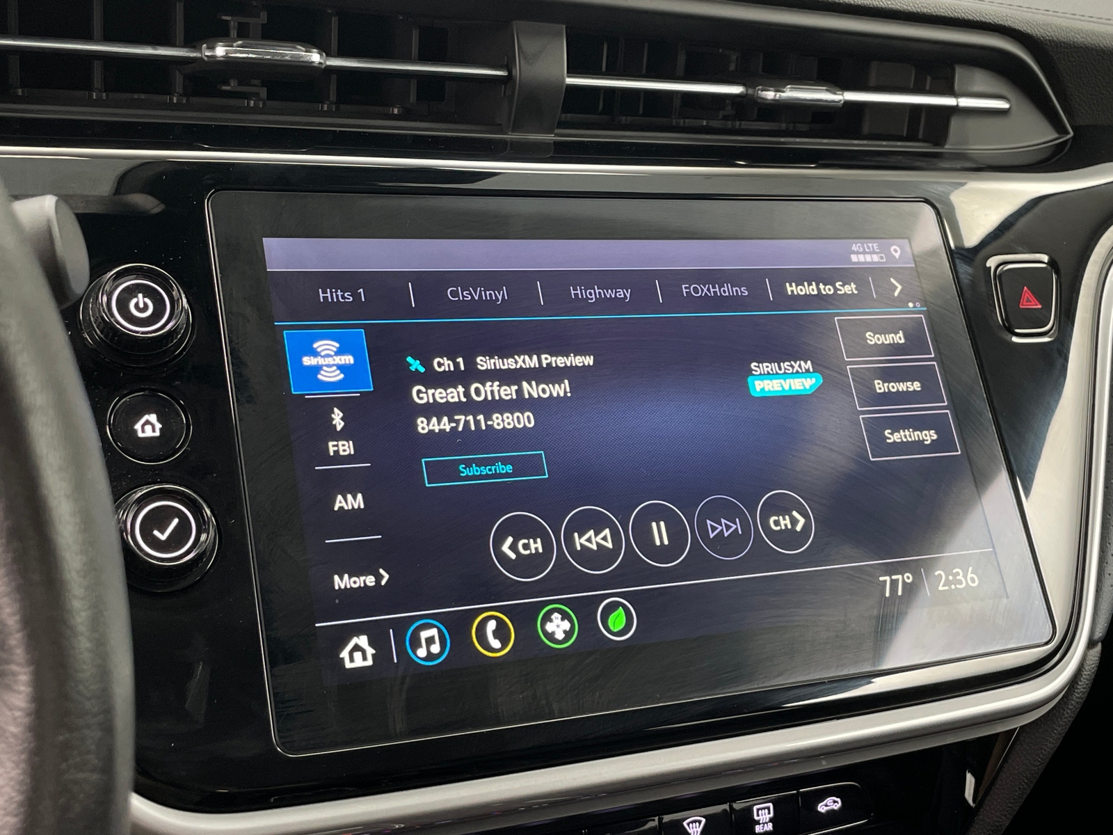 Thumbnail: 2022 Chevrolet Bolt EUV - 3