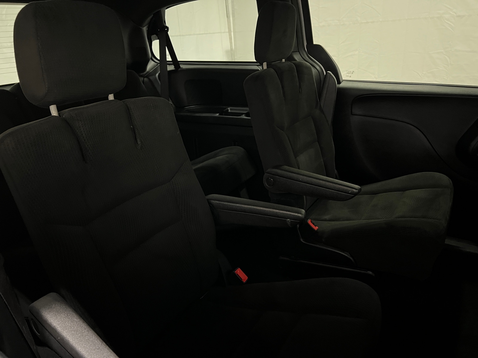 Thumbnail: 2016 Dodge Grand Caravan - 6
