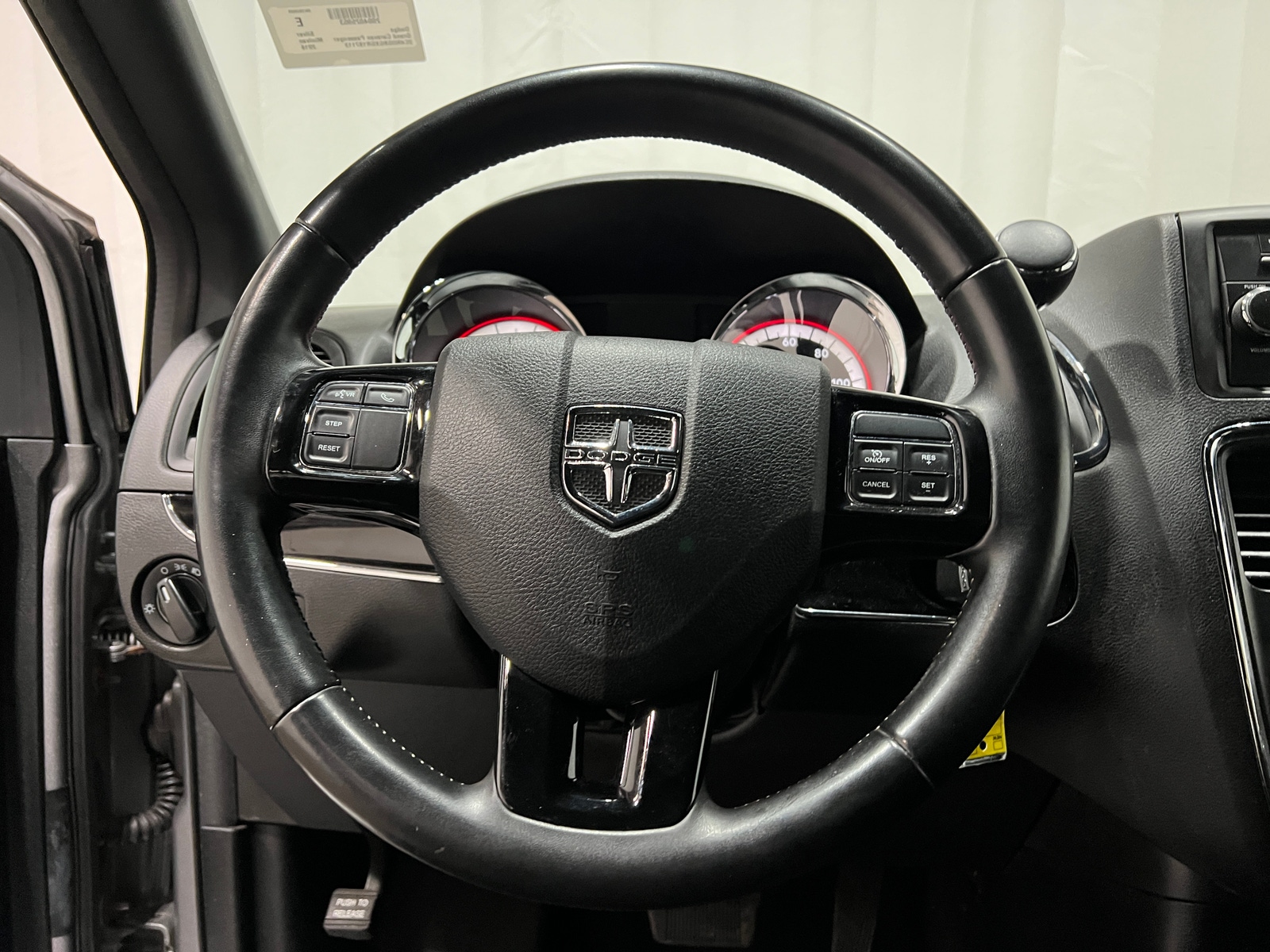 Thumbnail: 2016 Dodge Grand Caravan - 5