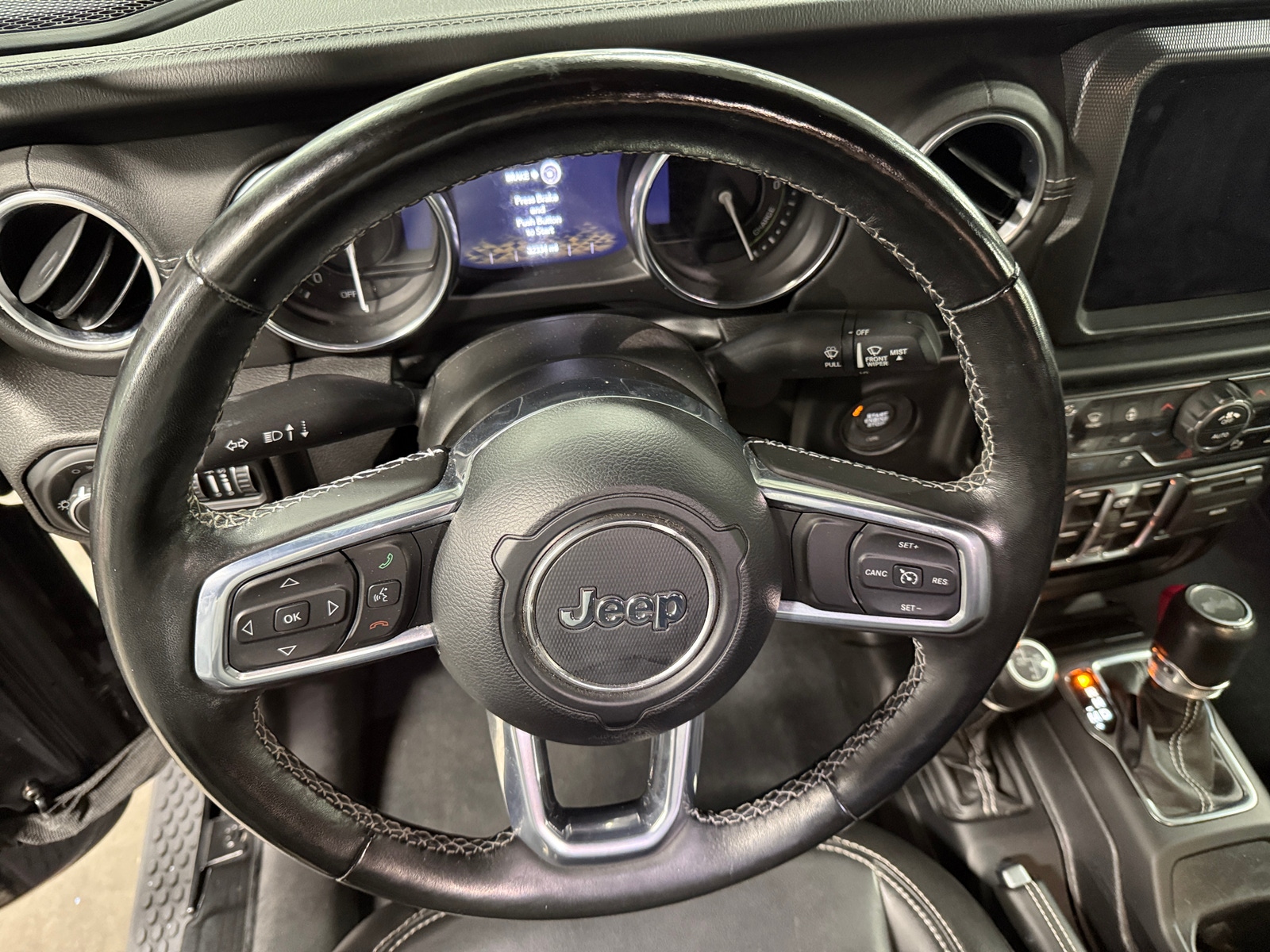 Thumbnail: 2022 Jeep Wrangler - 4
