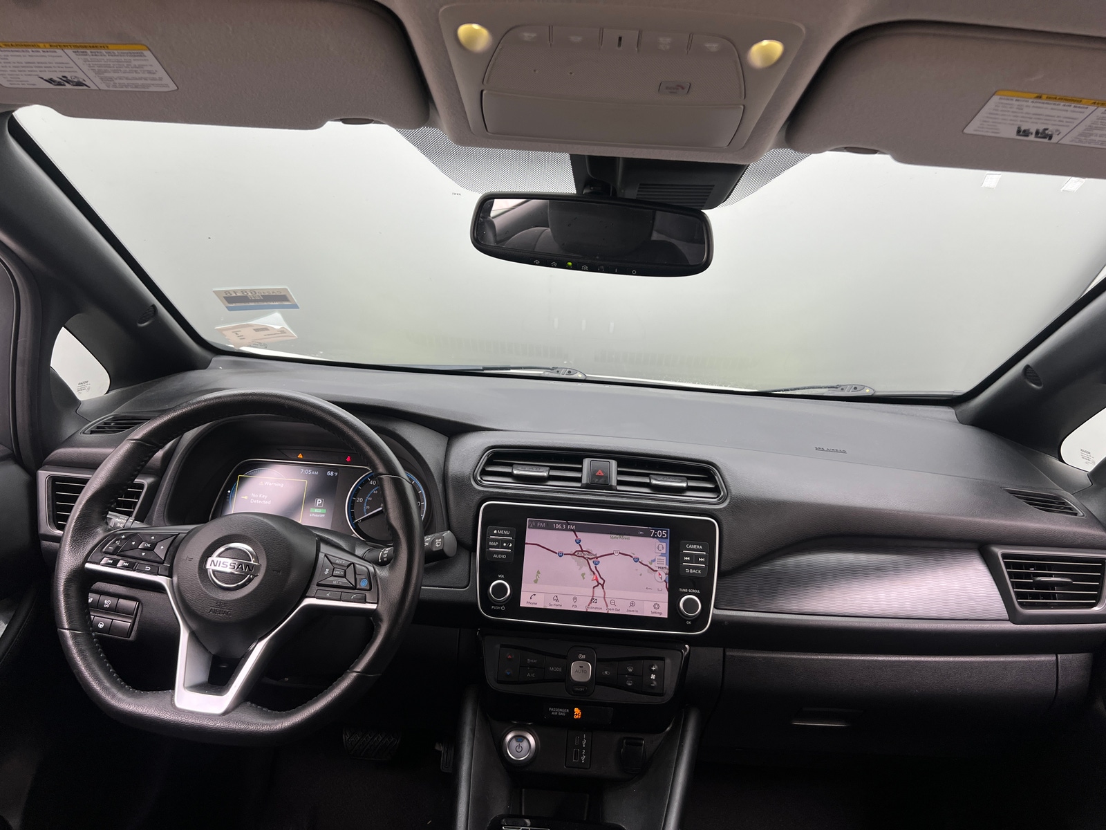 Thumbnail: 2020 Nissan Leaf - 3