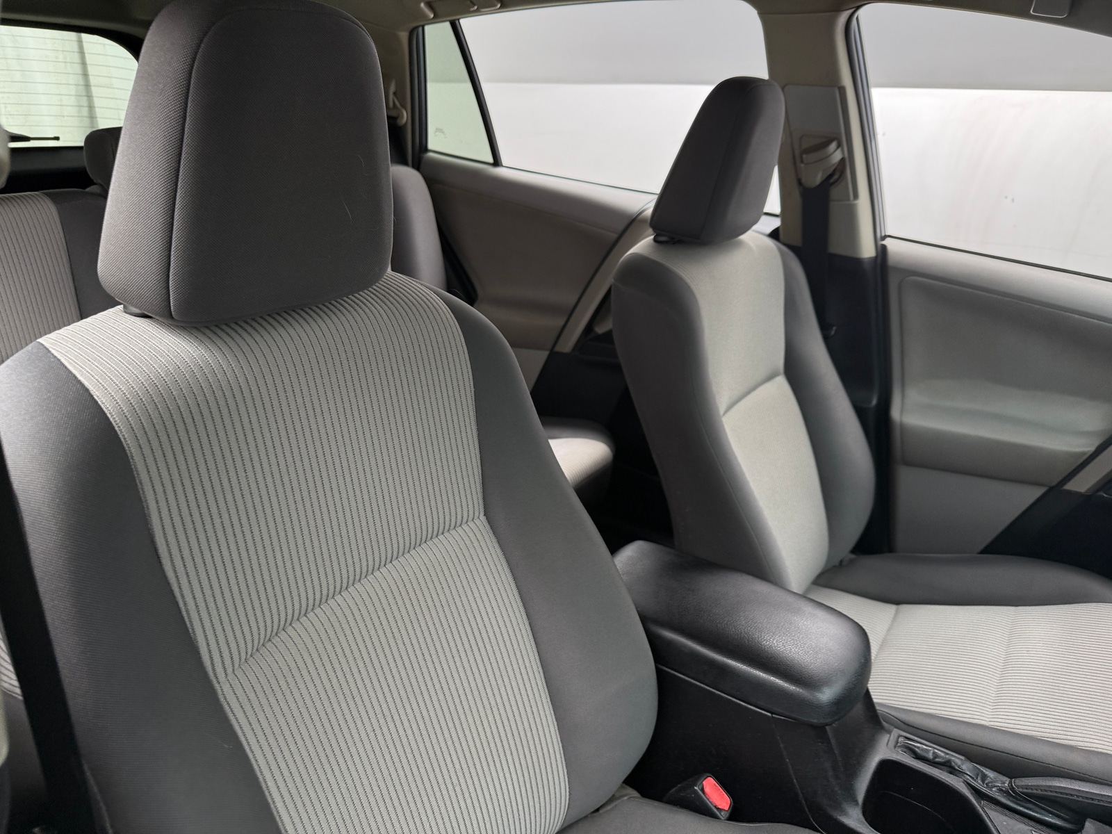 Thumbnail: 2013 Toyota RAV4 - 2