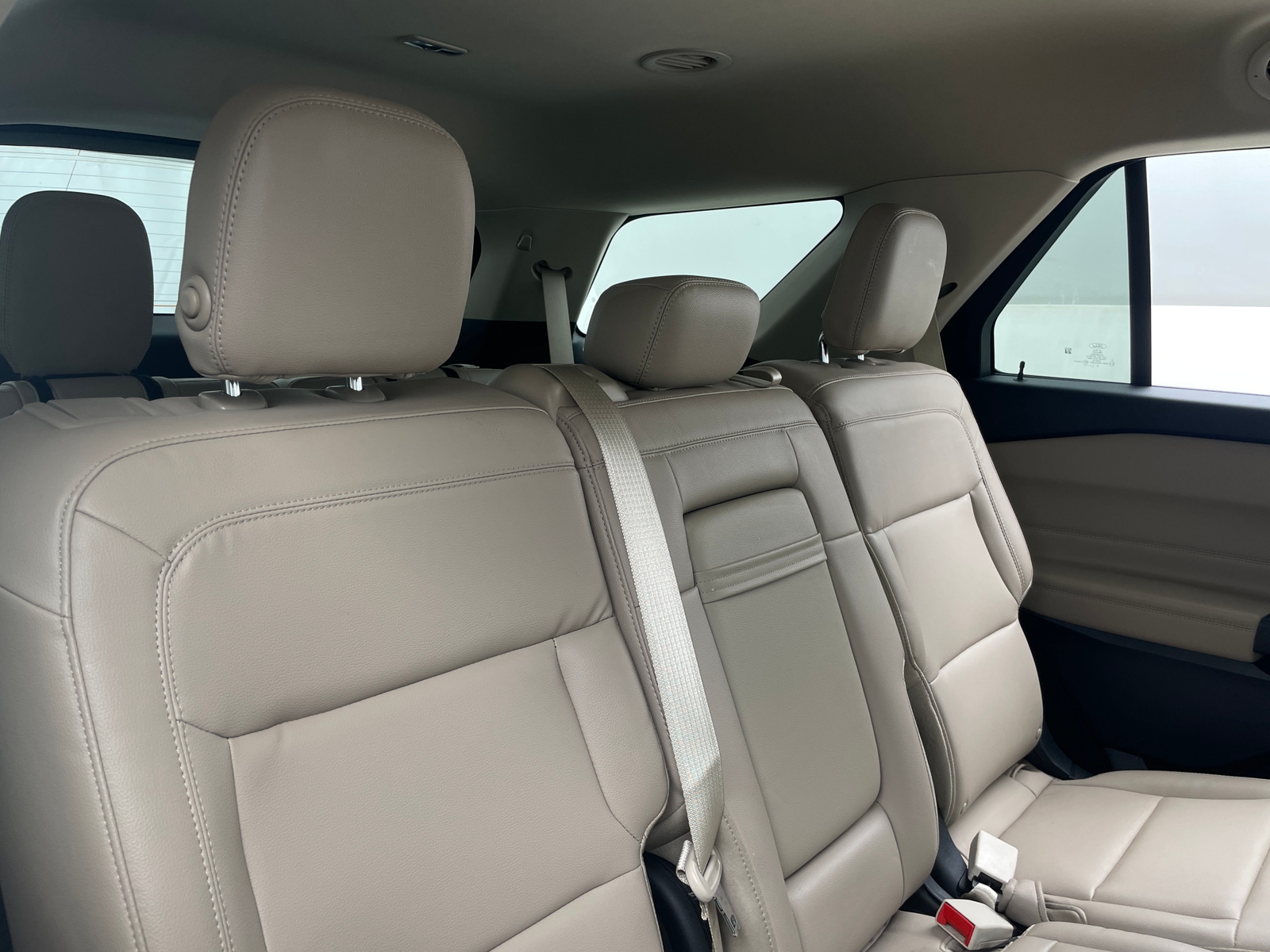 Thumbnail: 2020 Ford Explorer - 6