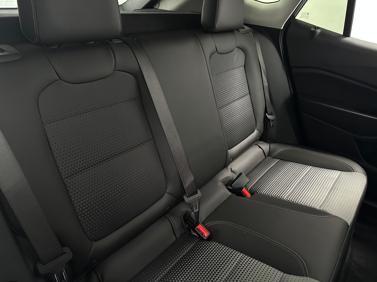 Thumbnail: 2025 Chevrolet Trax - 6