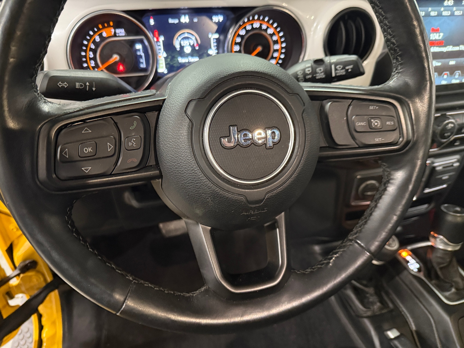 Thumbnail: 2021 Jeep Wrangler - 5