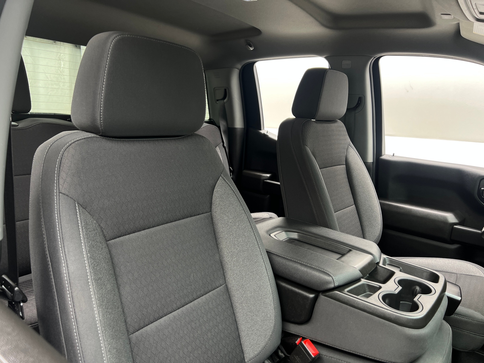 Thumbnail: 2022 Chevrolet Silverado 1500 - 2