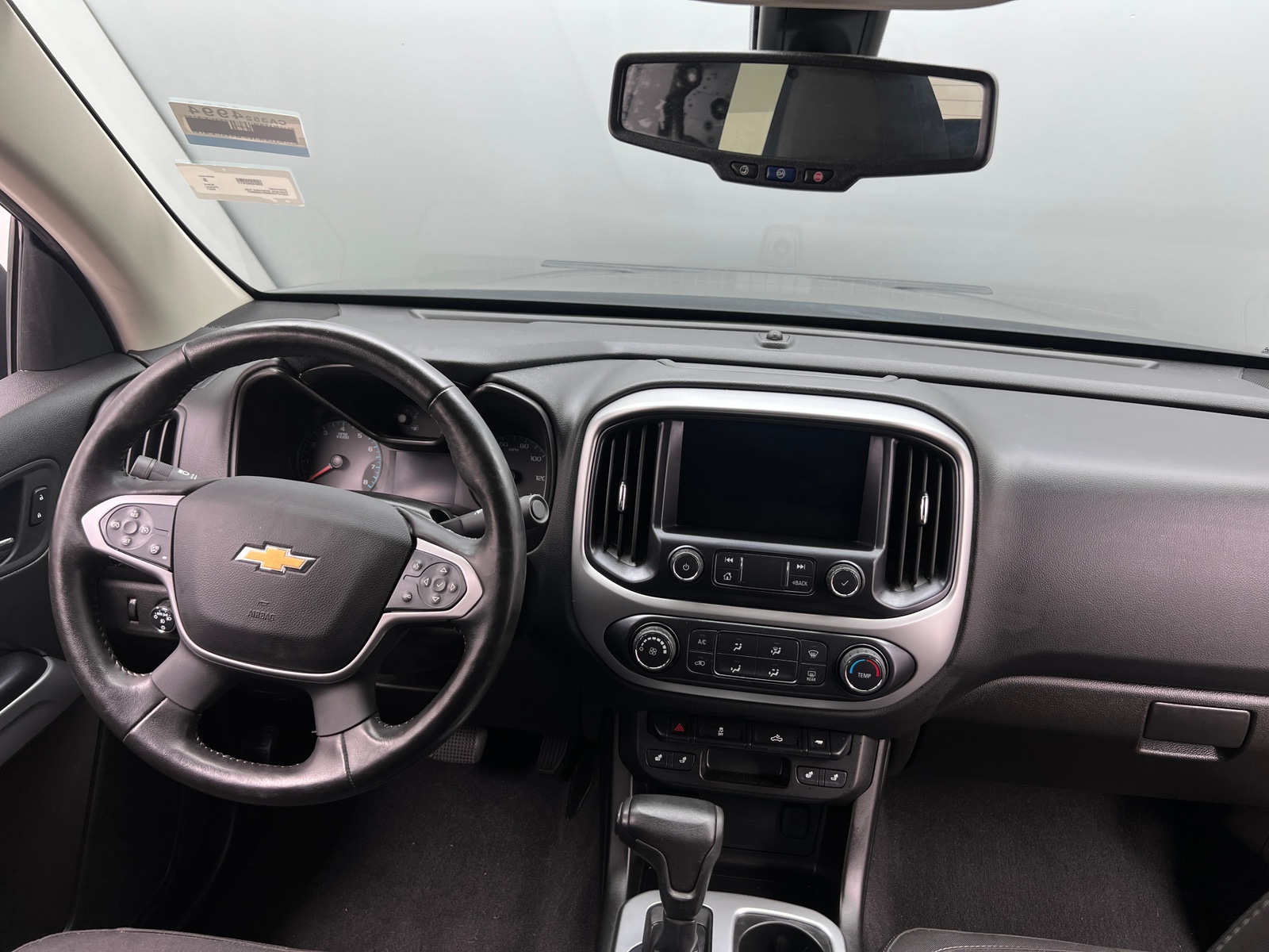 Thumbnail: 2021 Chevrolet Colorado - 3