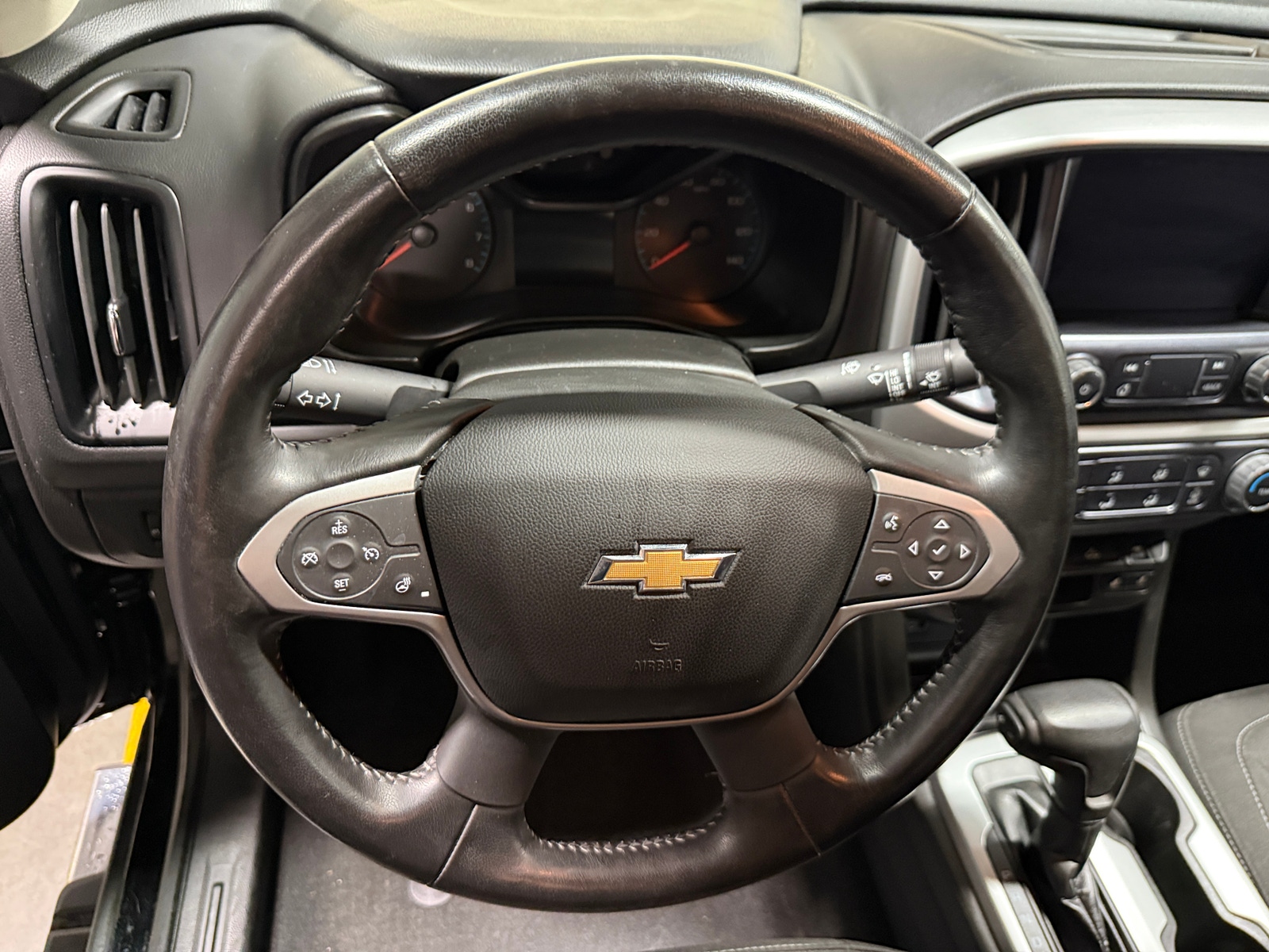 Thumbnail: 2021 Chevrolet Colorado - 5