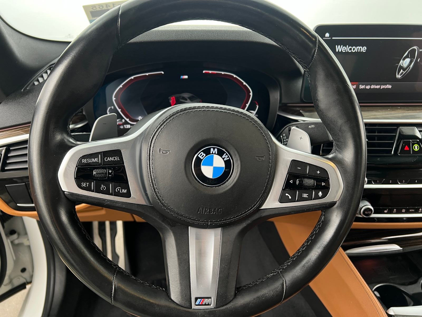 Thumbnail: 2021 BMW 5 Series - 4