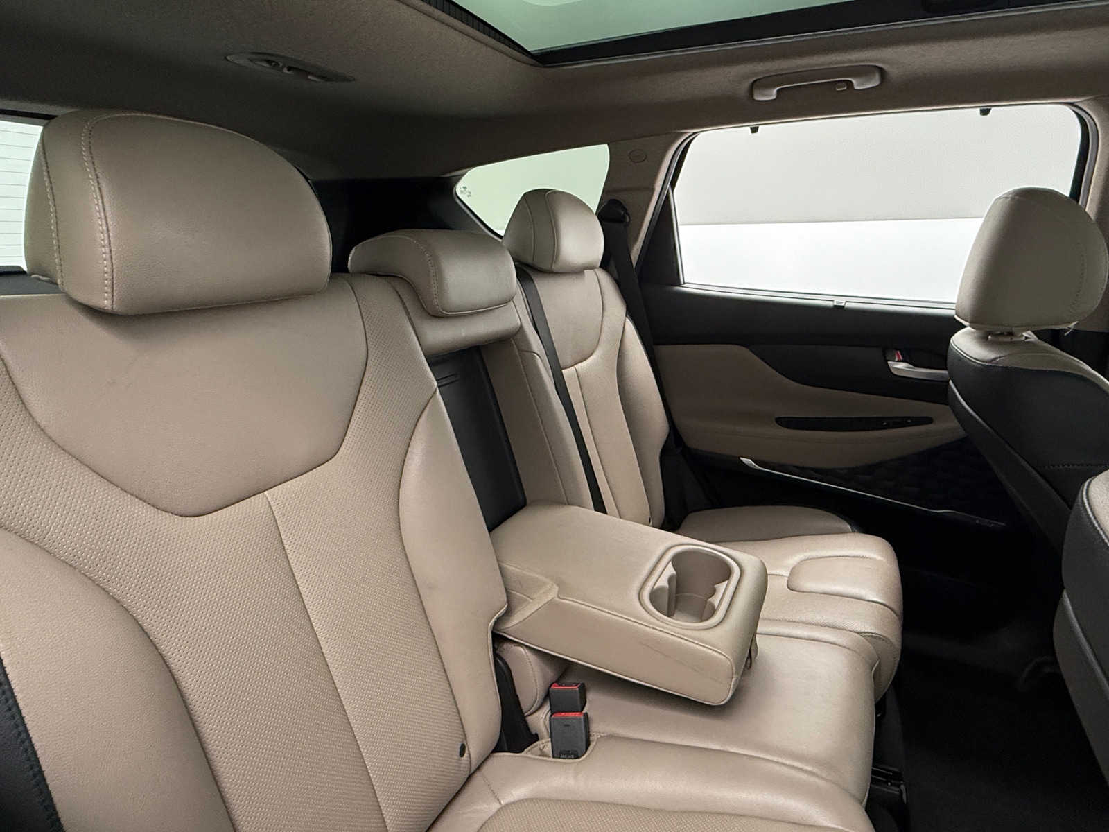 Thumbnail: 2019 Hyundai Santa Fe - 5