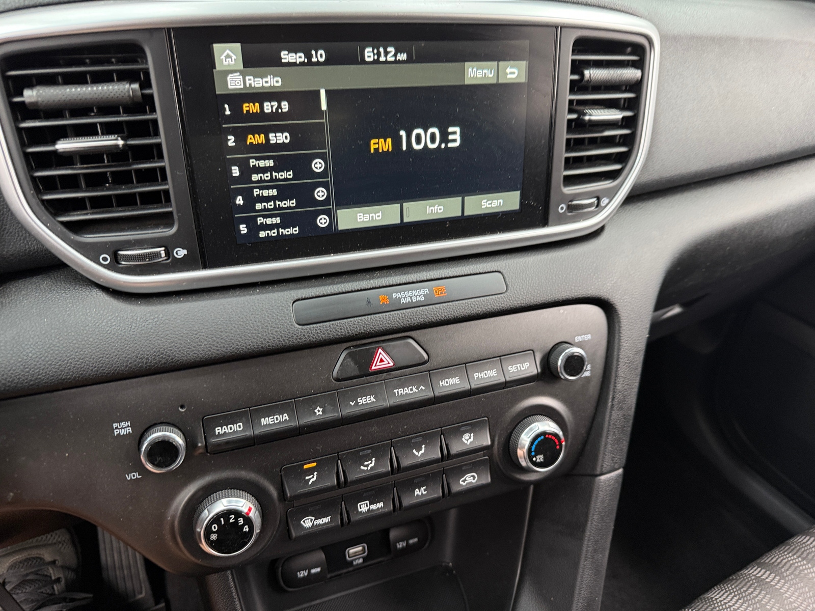 Thumbnail: 2021 Kia Sportage - 4