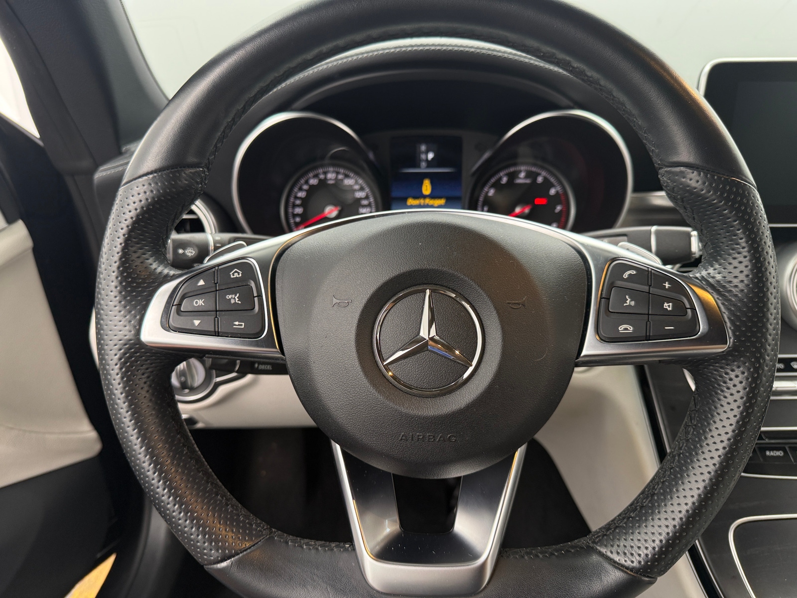 Thumbnail: 2017 Mercedes-Benz C-Class - 4