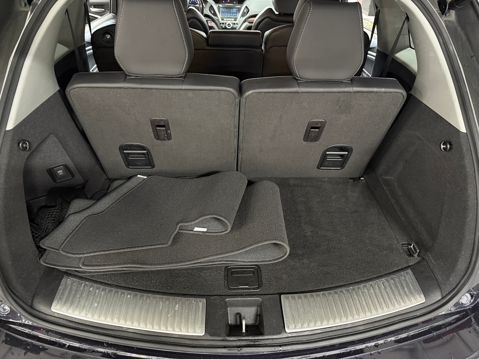 Thumbnail: 2019 Acura MDX - 7
