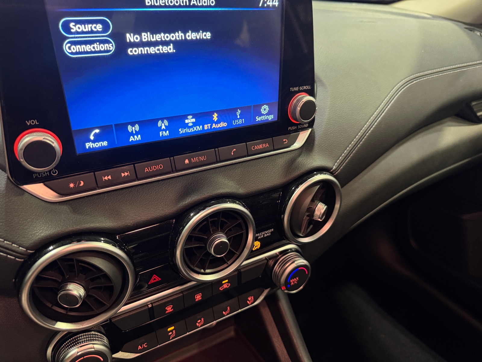 Thumbnail: 2023 Nissan Sentra - 4