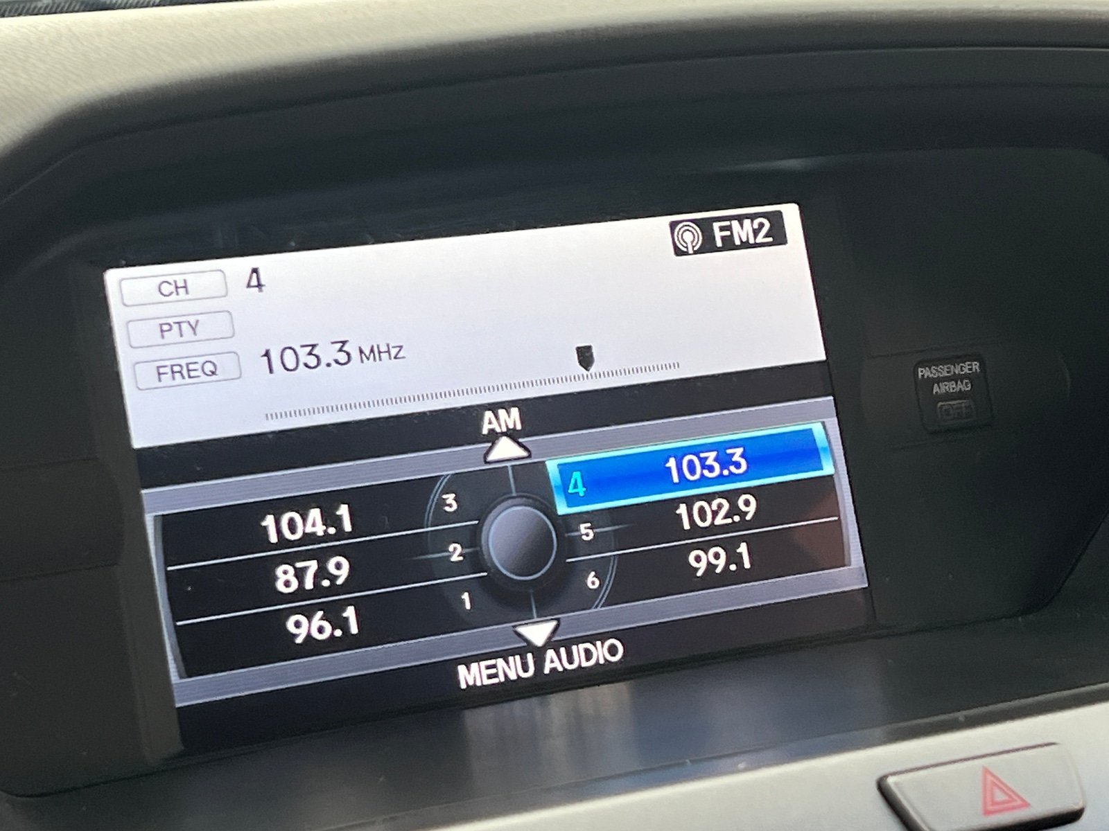 Thumbnail: 2012 Honda Odyssey - 3