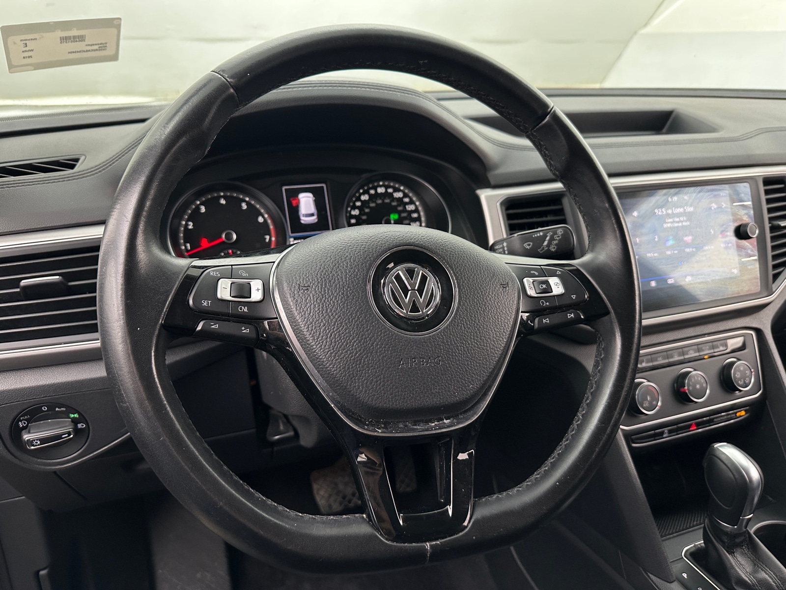 Thumbnail: 2018 Volkswagen Atlas - 4