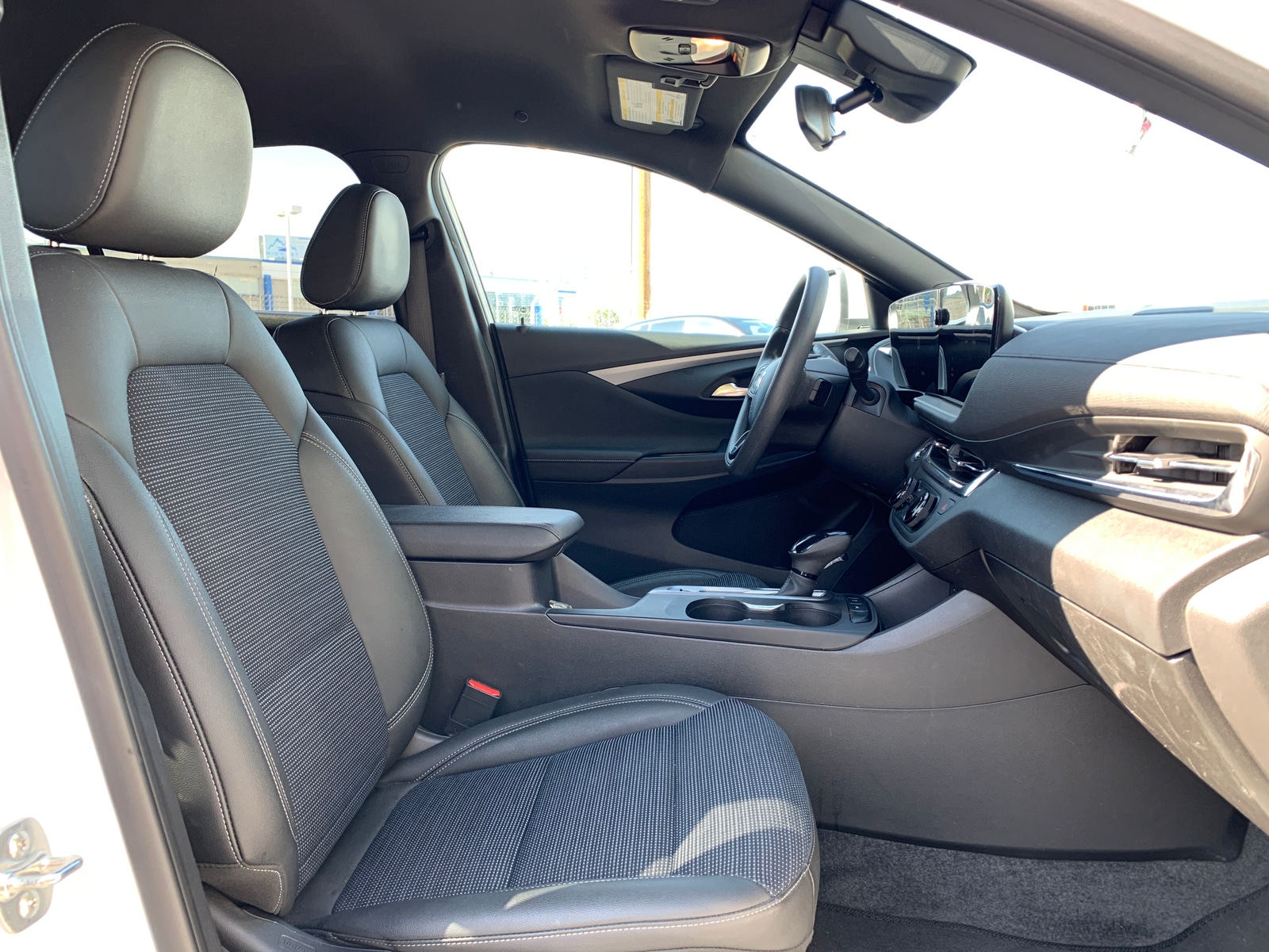 Thumbnail: 2025 Buick Envista - 2