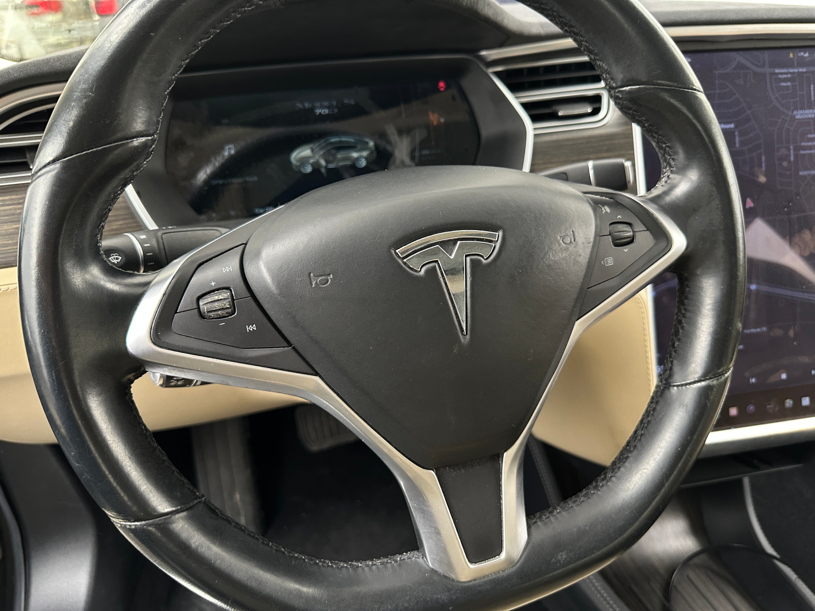 Thumbnail: 2015 Tesla Model S - 3