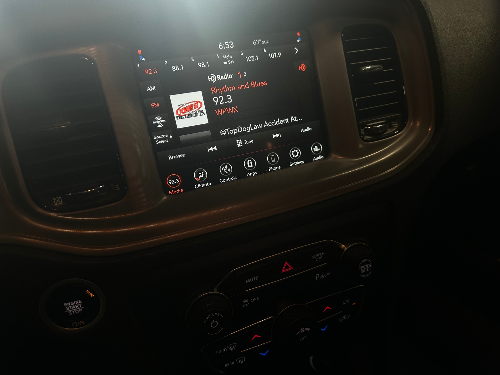 Thumbnail: 2023 Dodge Charger - 4