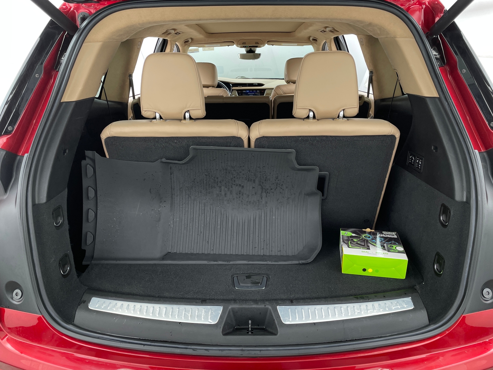 Thumbnail: 2021 Cadillac XT6 - 6