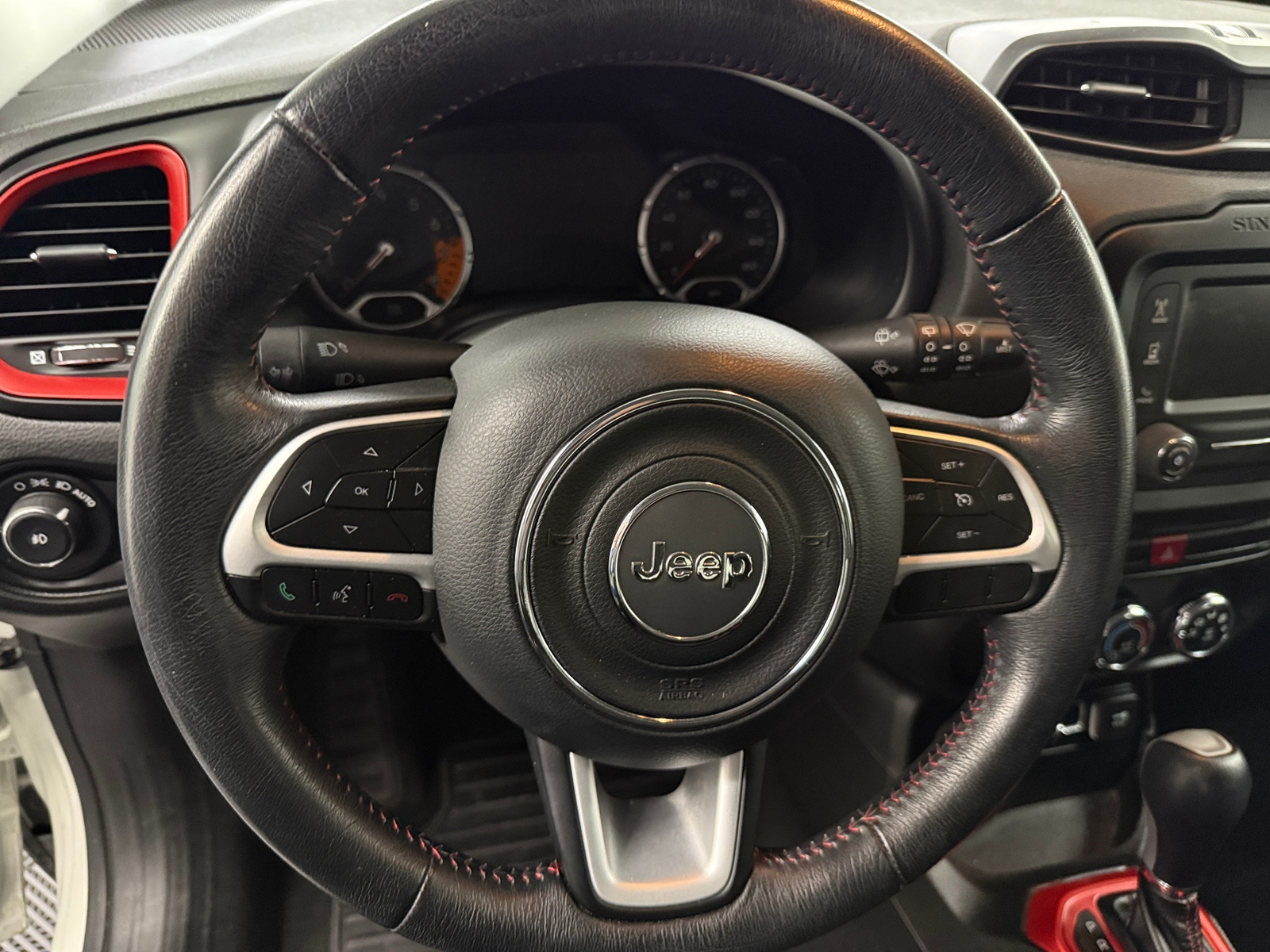 Thumbnail: 2015 Jeep Renegade - 5