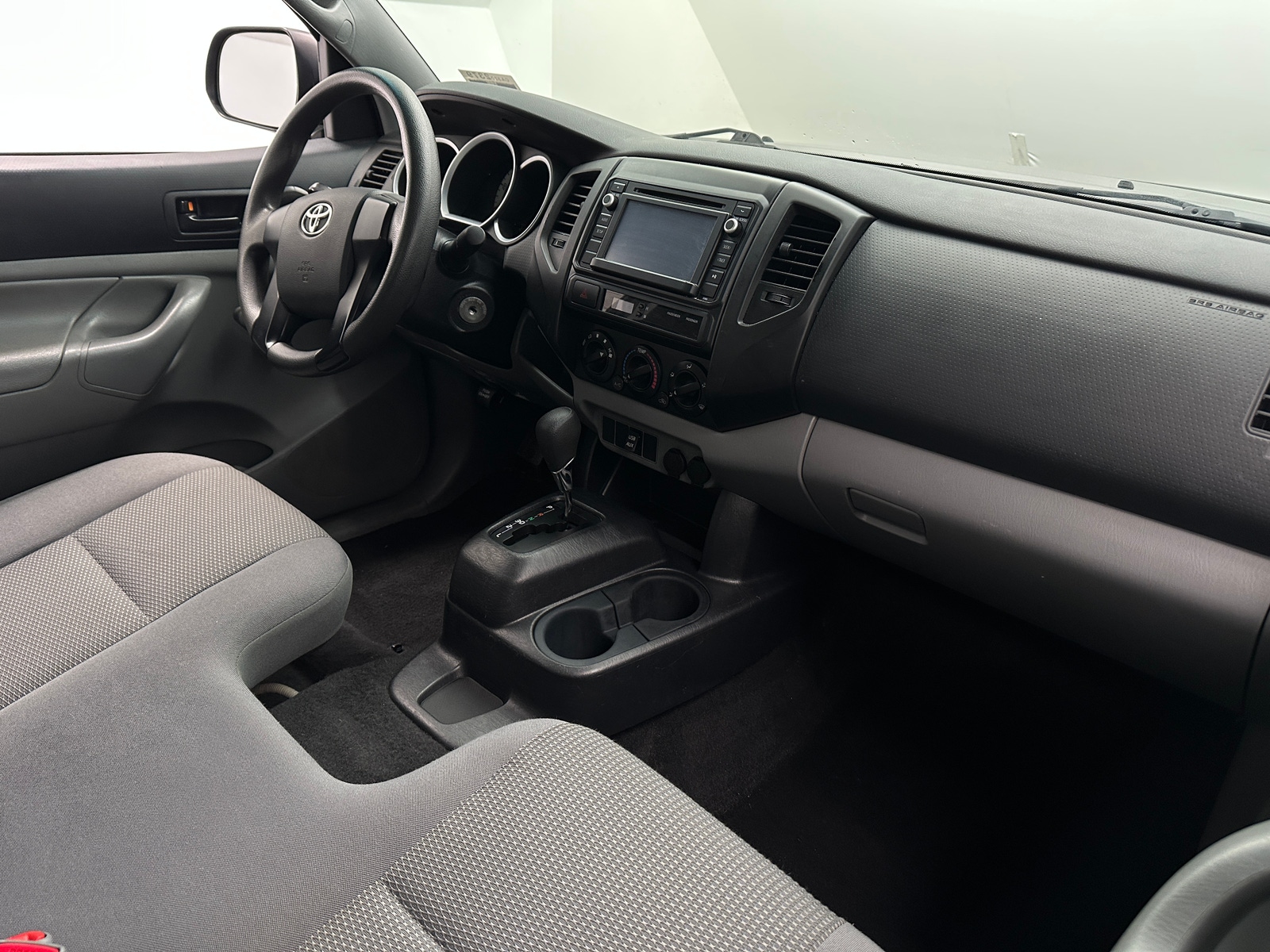 Thumbnail: 2014 Toyota Tacoma - 3