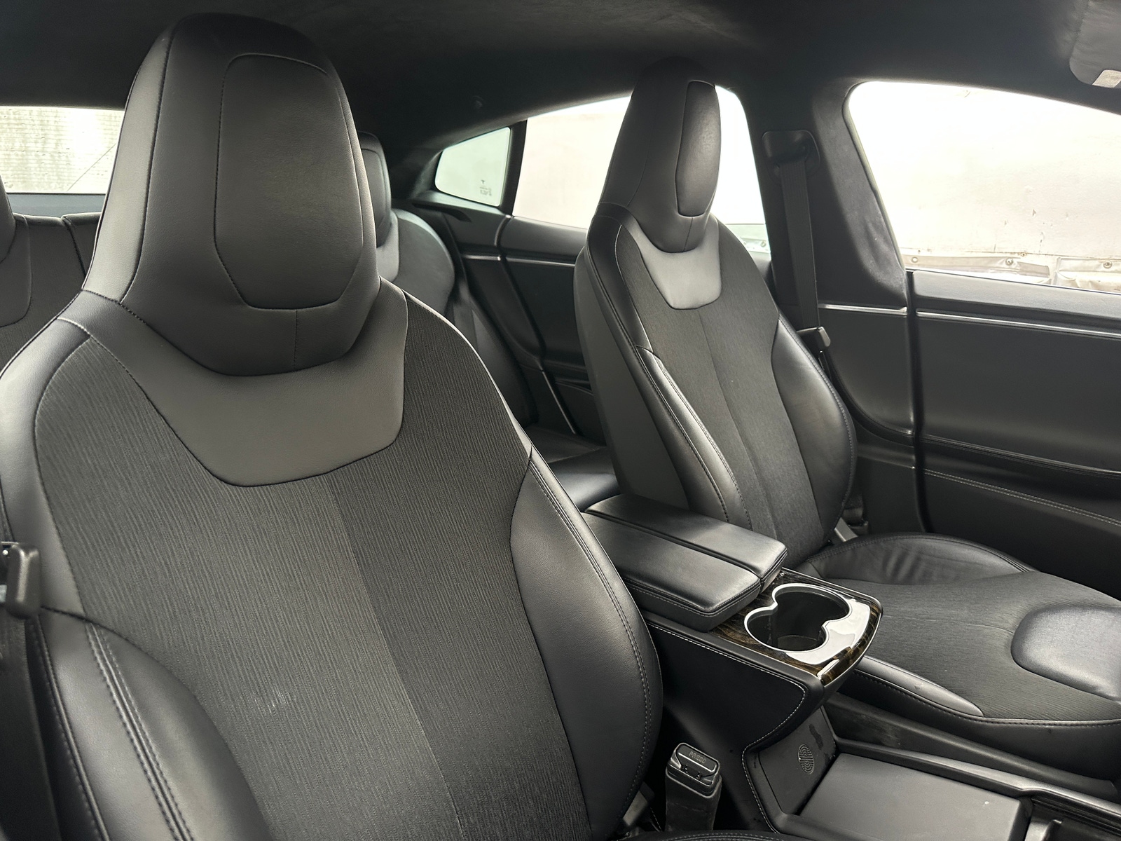 Thumbnail: 2016 Tesla Model S - 2