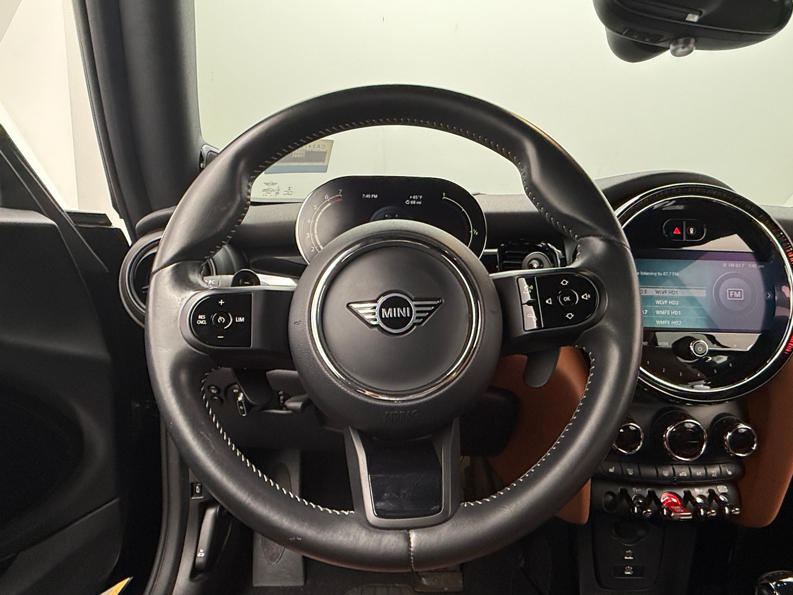 Thumbnail: 2023 MINI Cooper Convertible - 4
