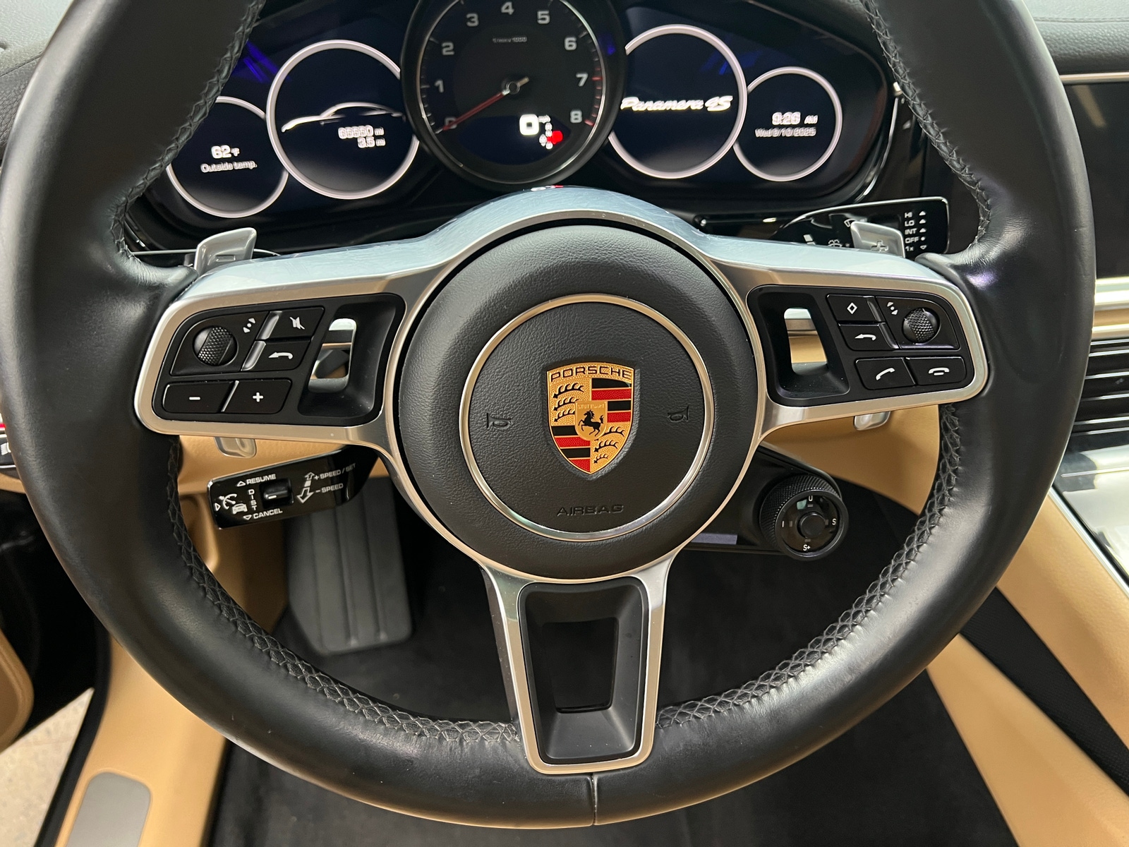 Thumbnail: 2018 Porsche Panamera - 4