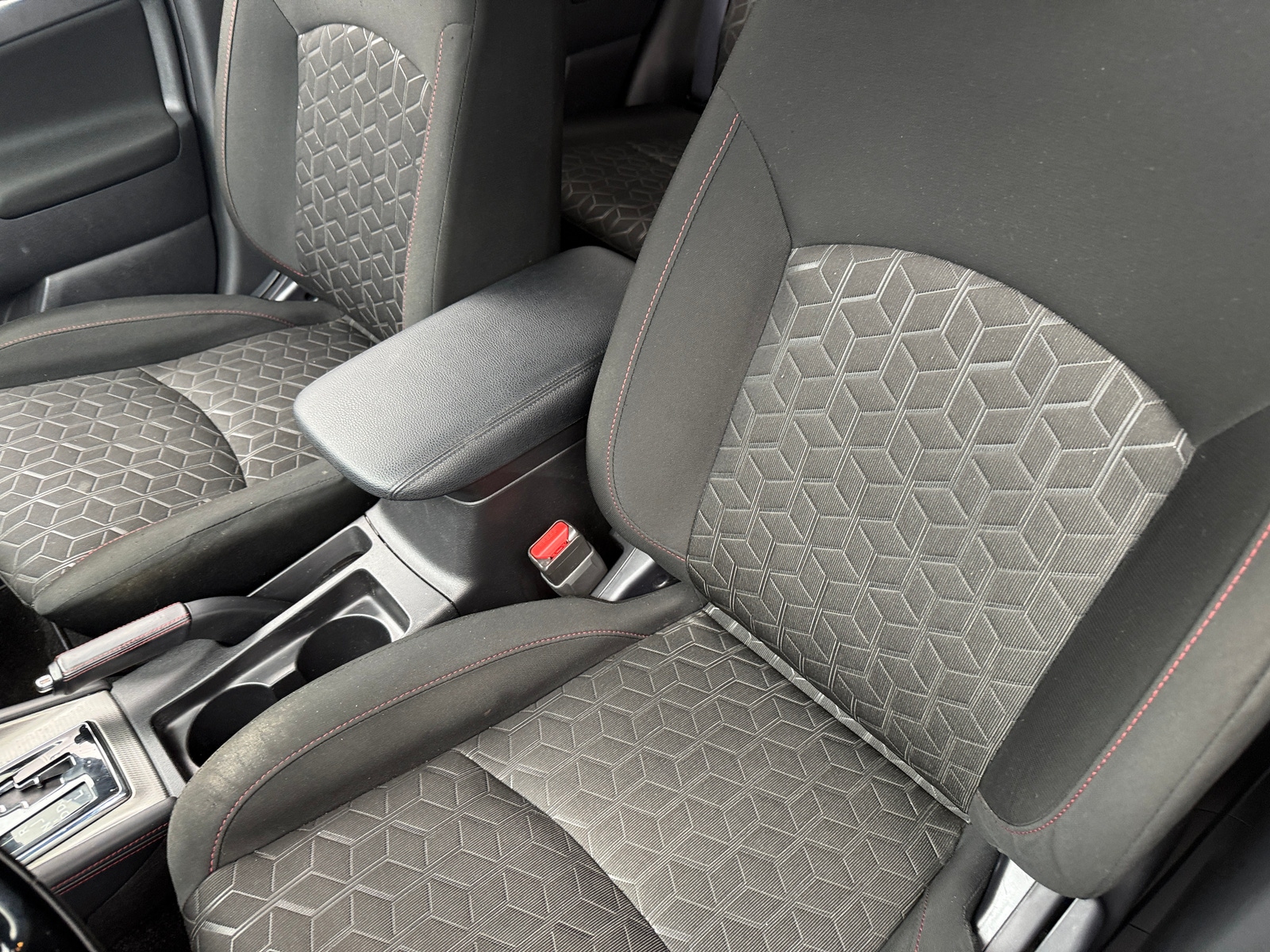 Thumbnail: 2024 Mitsubishi Outlander Sport - 2