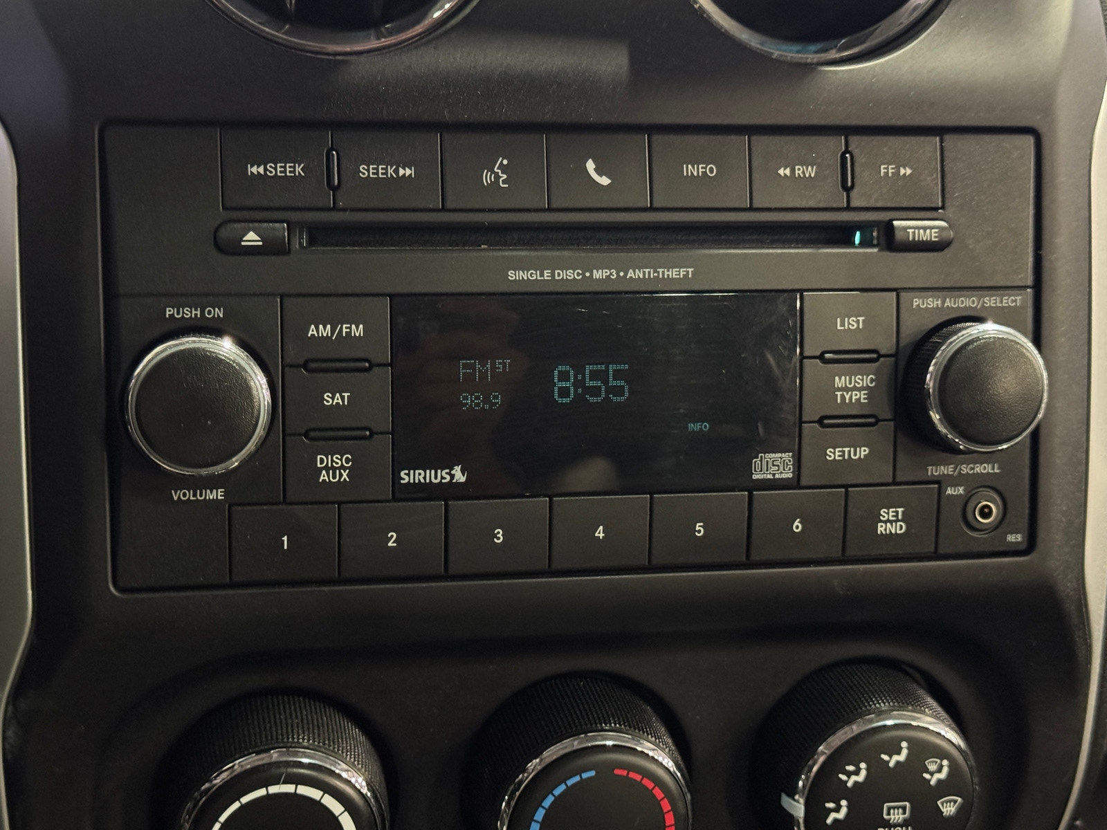 Thumbnail: 2016 Jeep Compass - 3