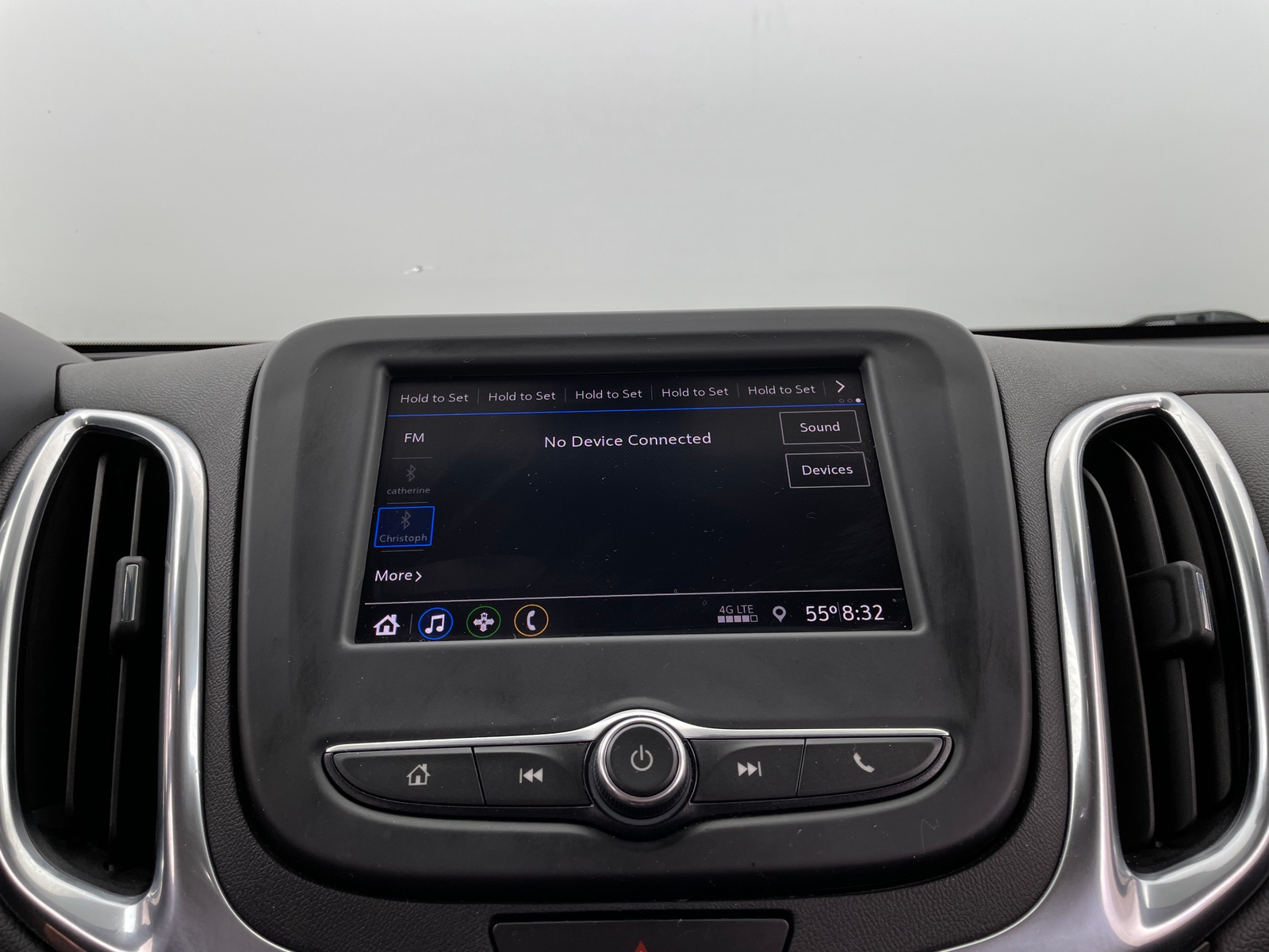 Thumbnail: 2020 Chevrolet Equinox - 4