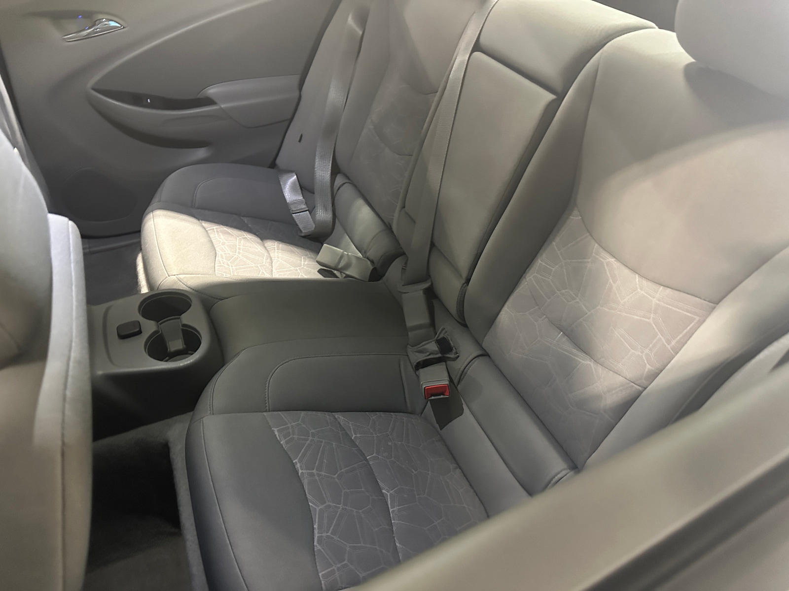 Thumbnail: 2017 Chevrolet Volt - 6