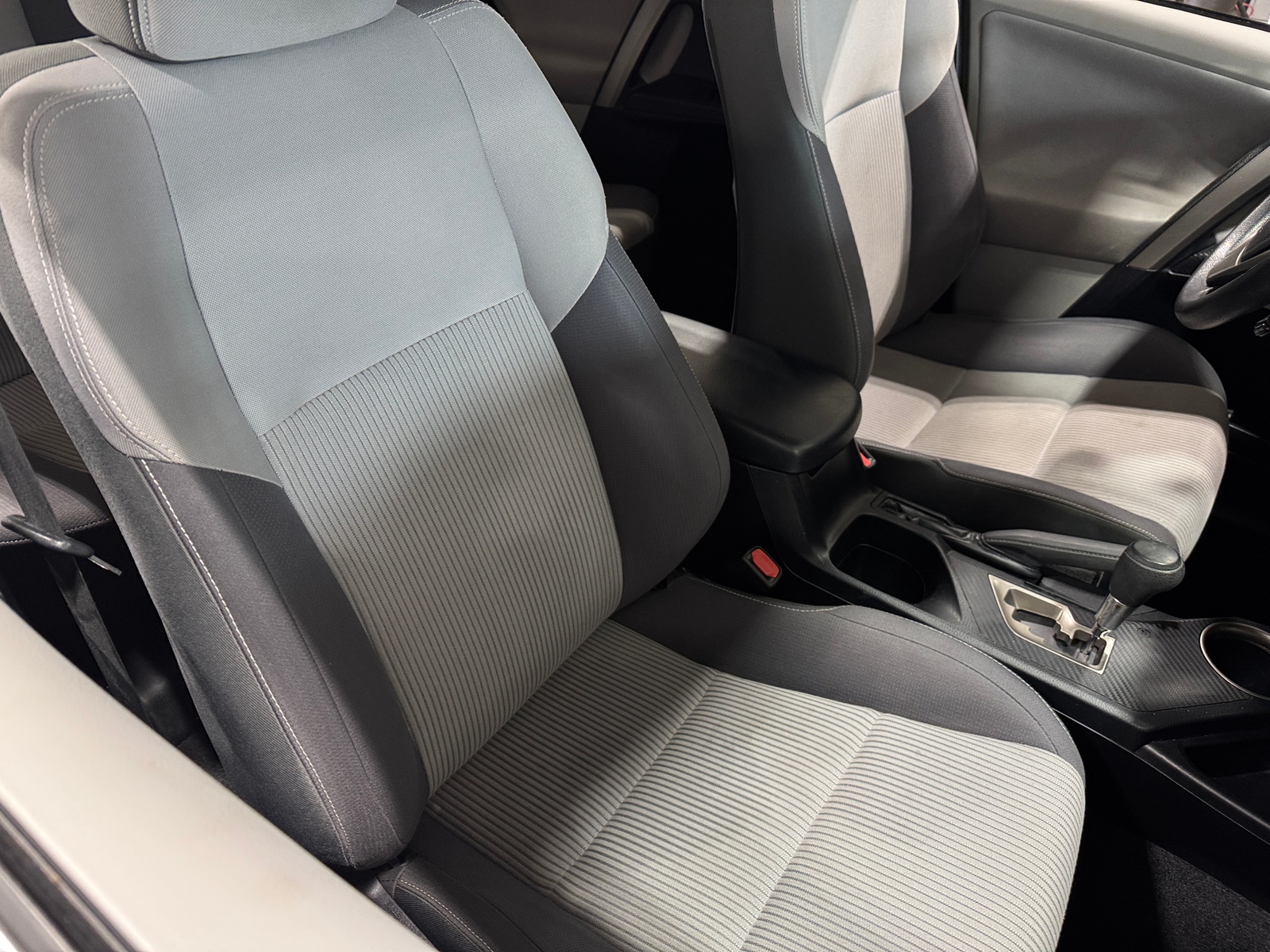 Thumbnail: 2013 Toyota RAV4 - 2