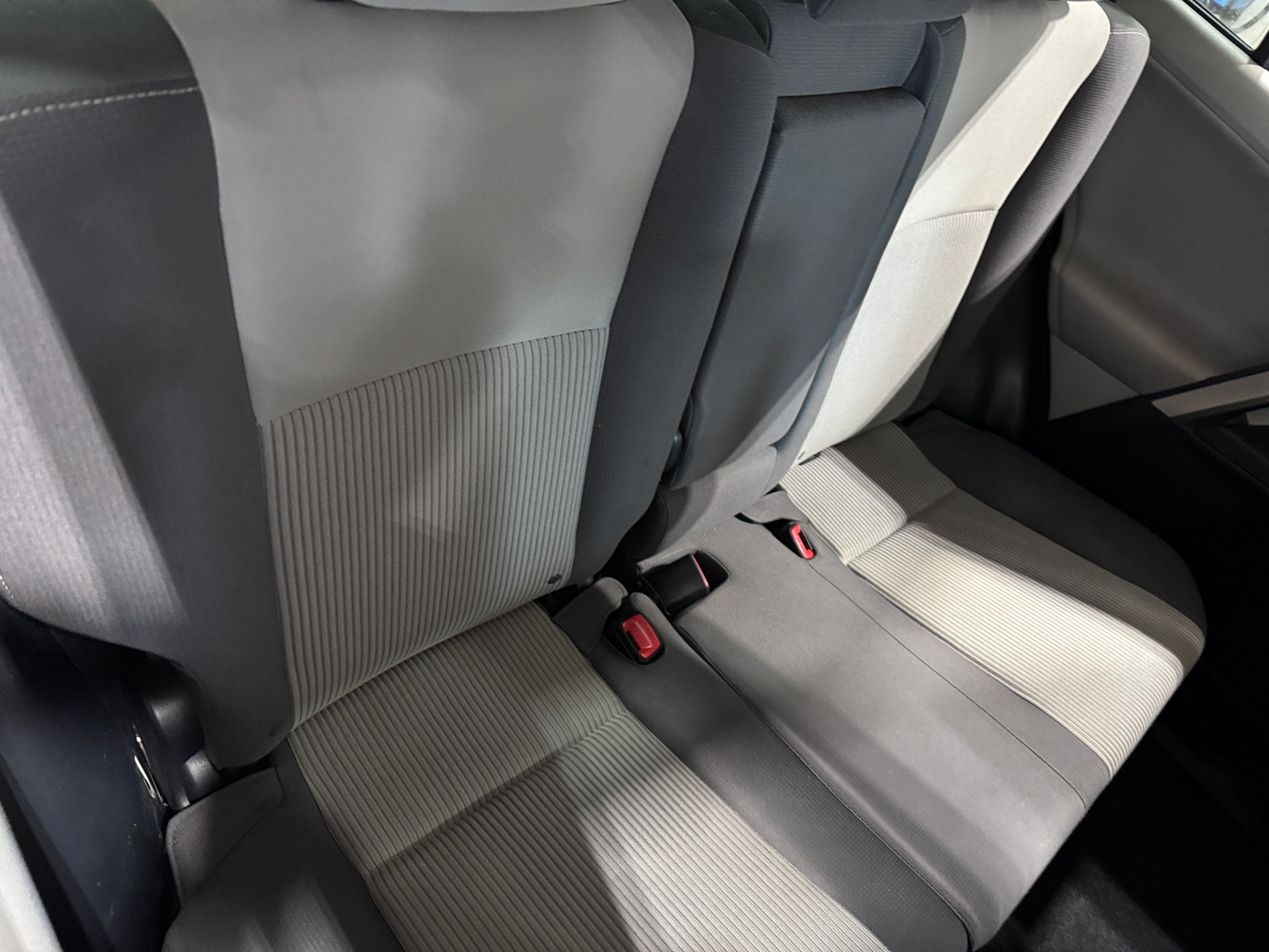 Thumbnail: 2013 Toyota RAV4 - 6