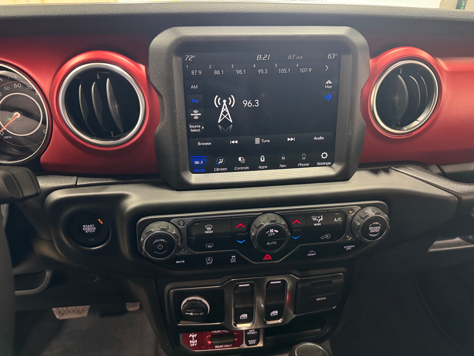 Thumbnail: 2023 Jeep Wrangler - 4