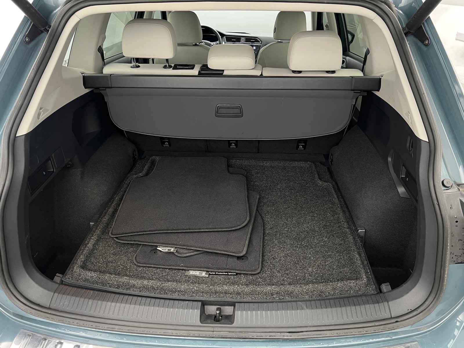 Thumbnail: 2019 Volkswagen Tiguan - 6